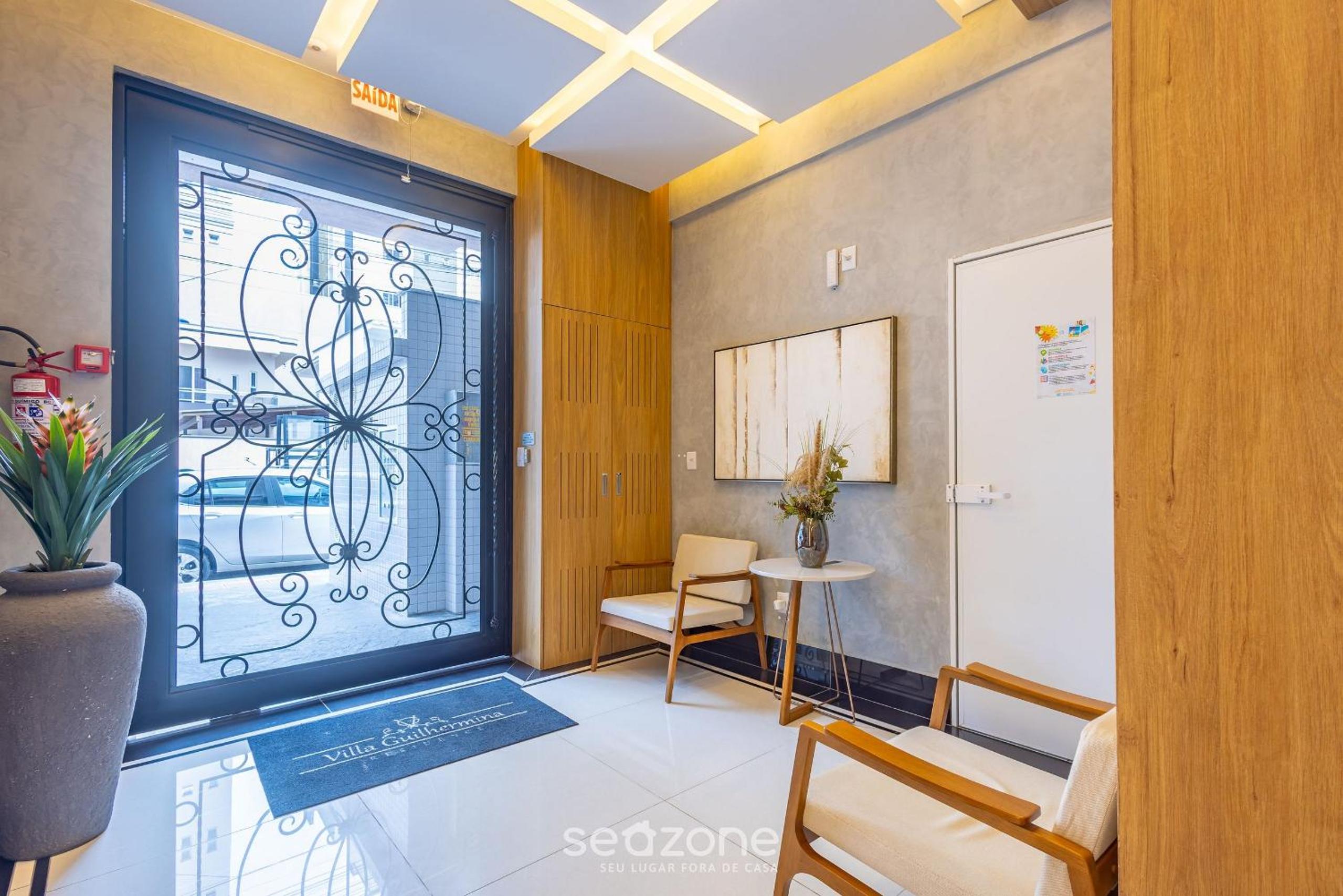 3-suite apt 280m from sea in Itapema – VGA1002