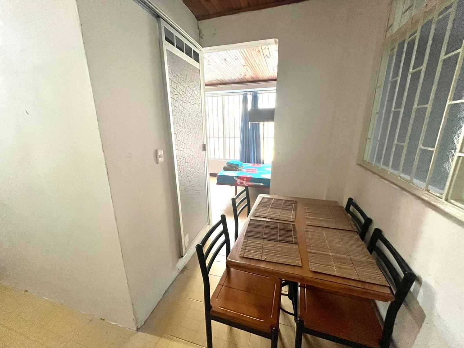 Apartamento con 2 habitaciones entrada independiente
