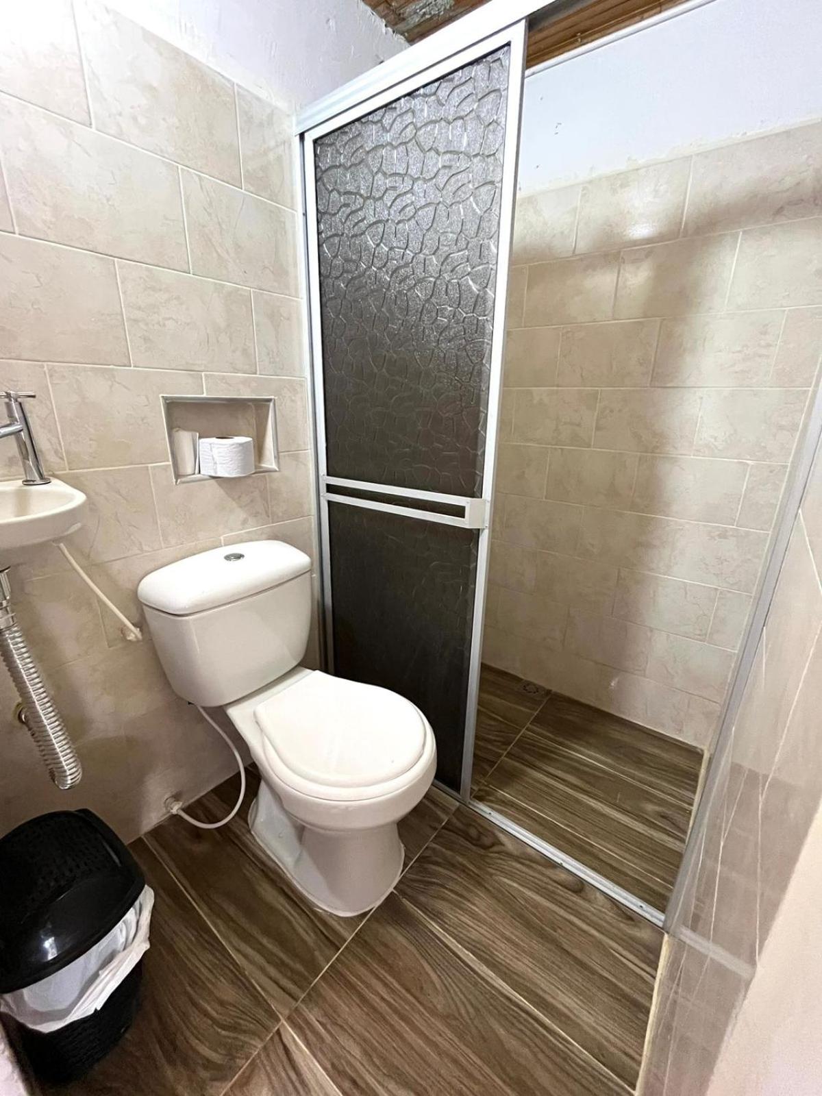 Apartamento con 2 habitaciones entrada independiente