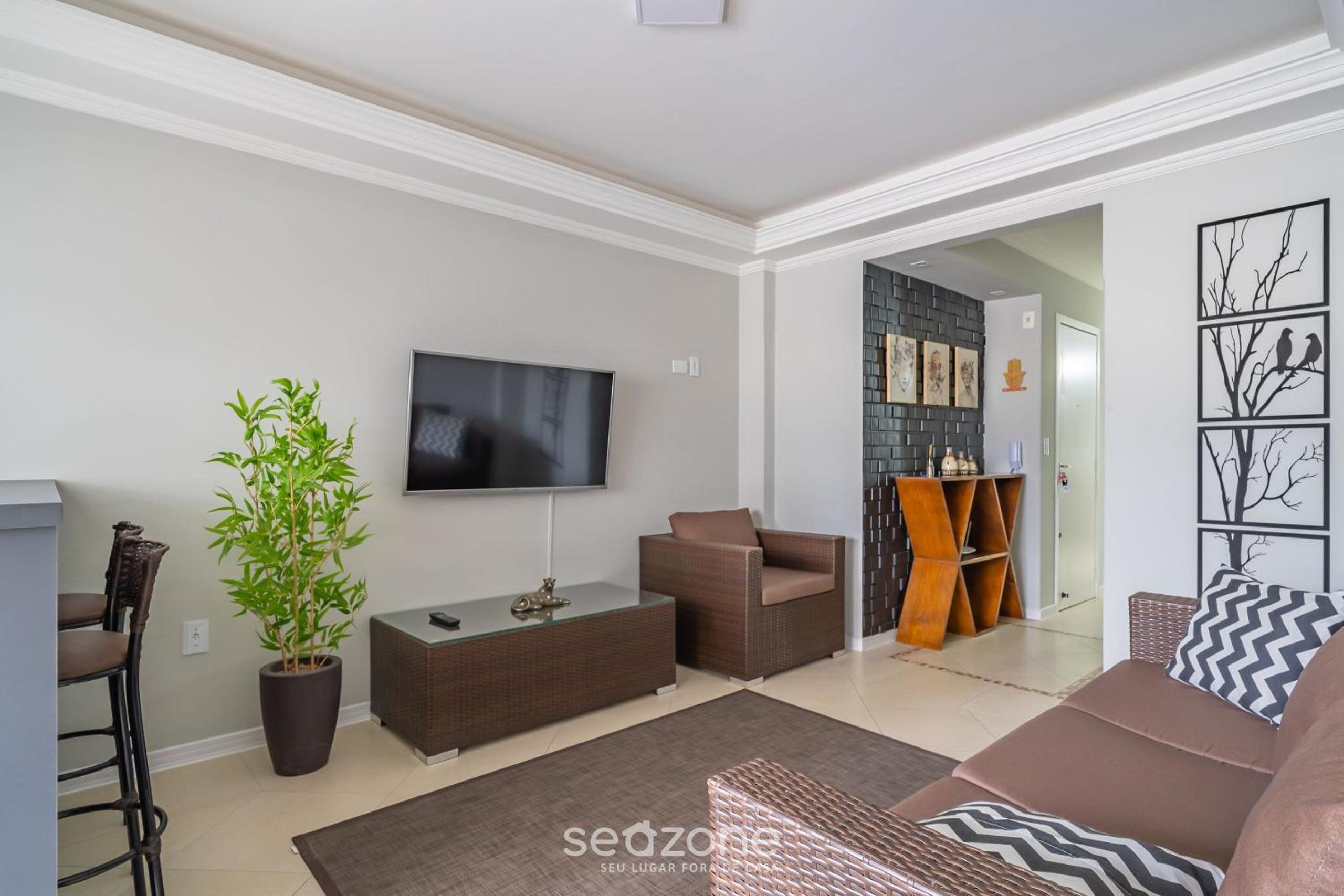 Apt 60m from sea - Meia Praia Itapema OBS0301