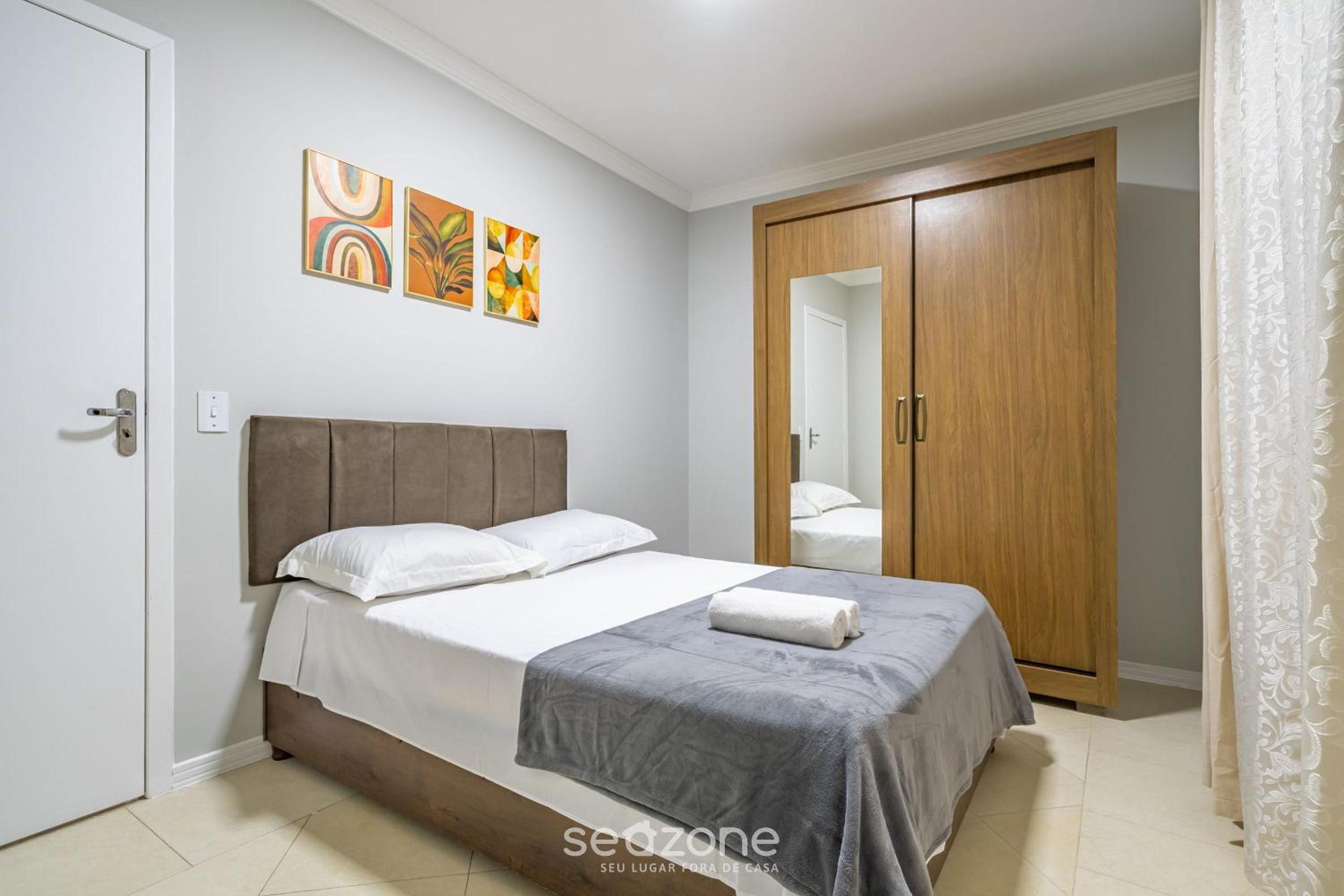 Apt 60m from sea - Meia Praia Itapema OBS0301