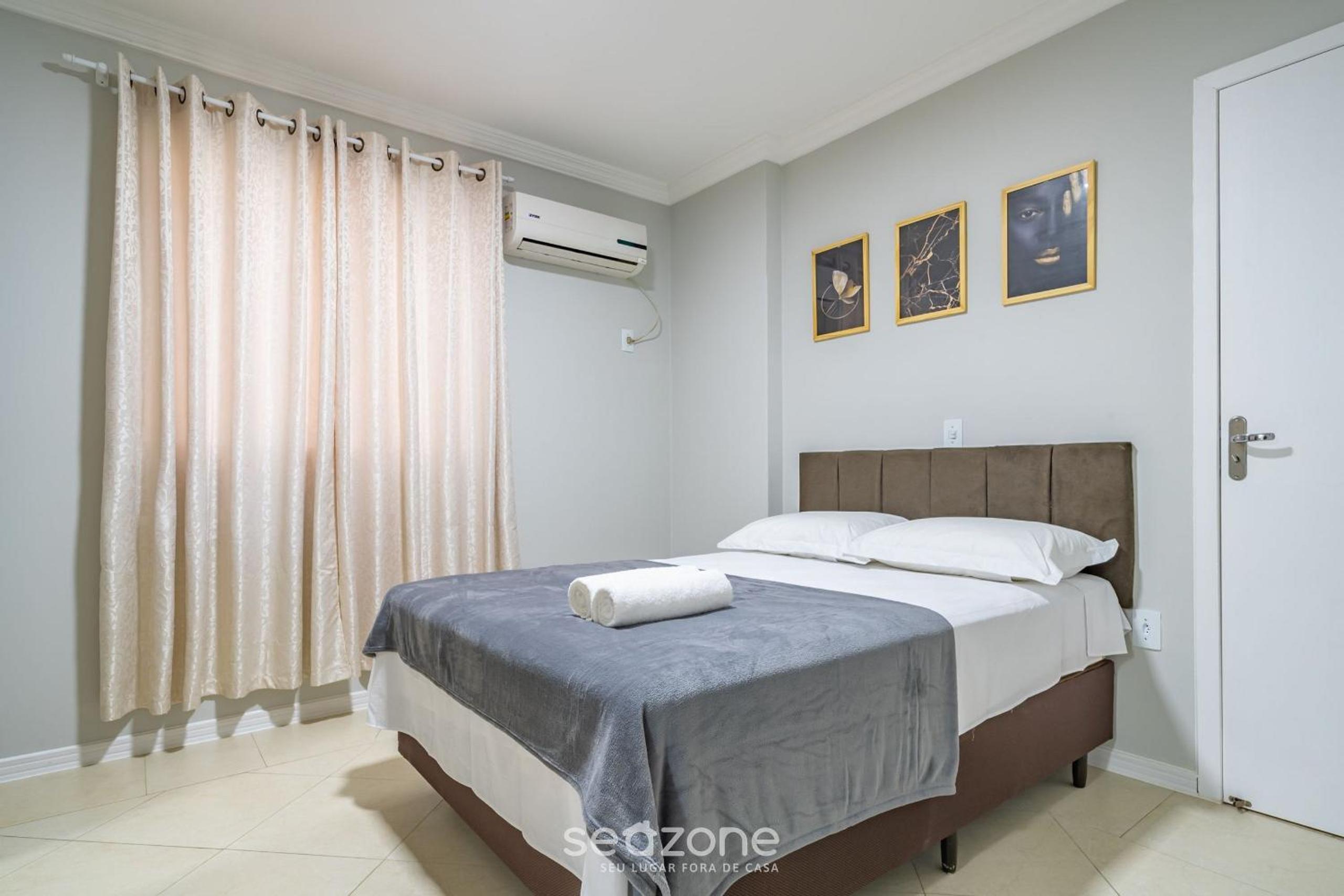 Apt 60m from sea - Meia Praia Itapema OBS0301