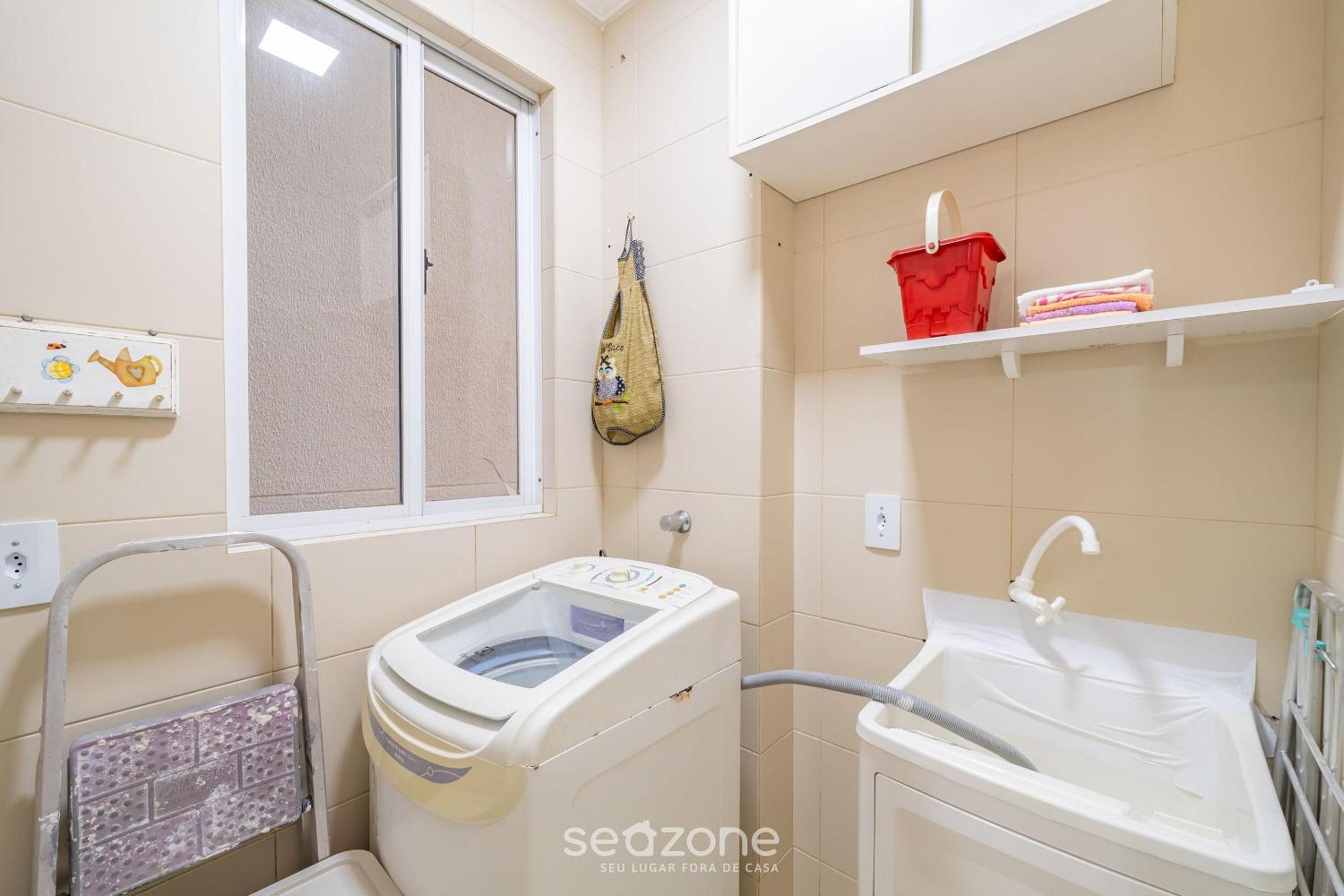 Apt 60m from sea - Meia Praia Itapema OBS0301