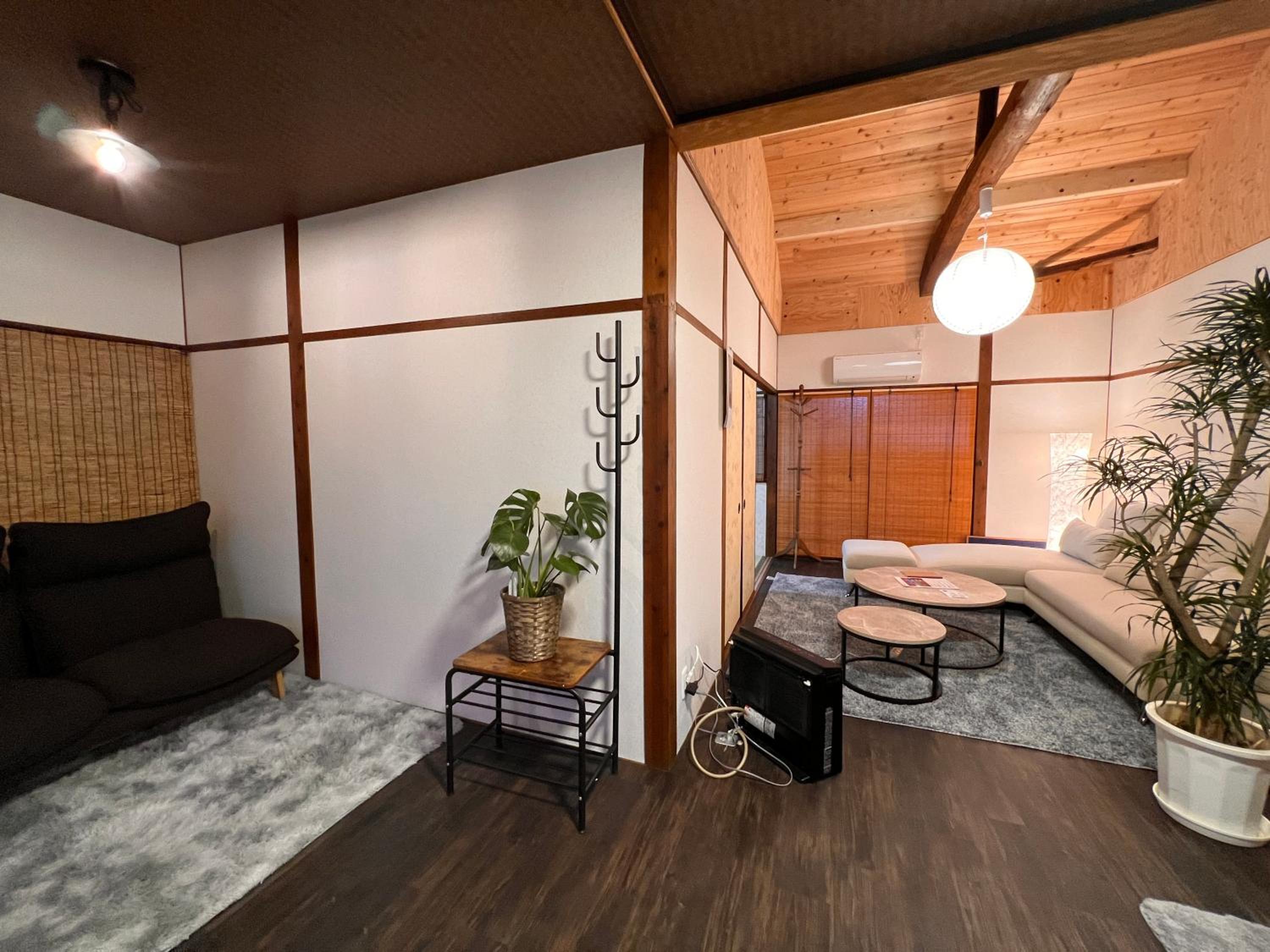 Old modern house in Nara view 2