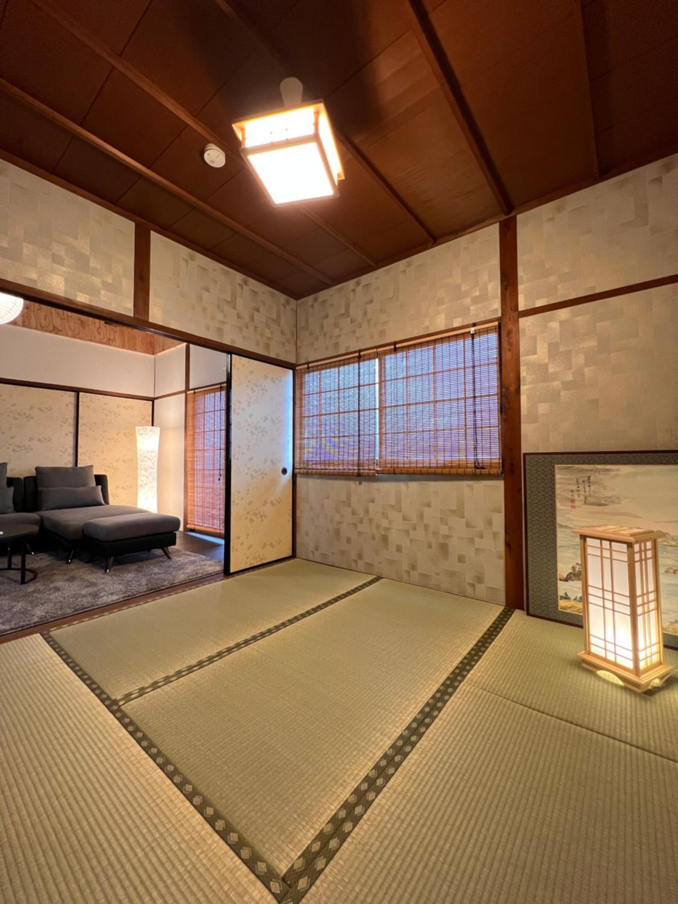 Old modern house in Nara view 5