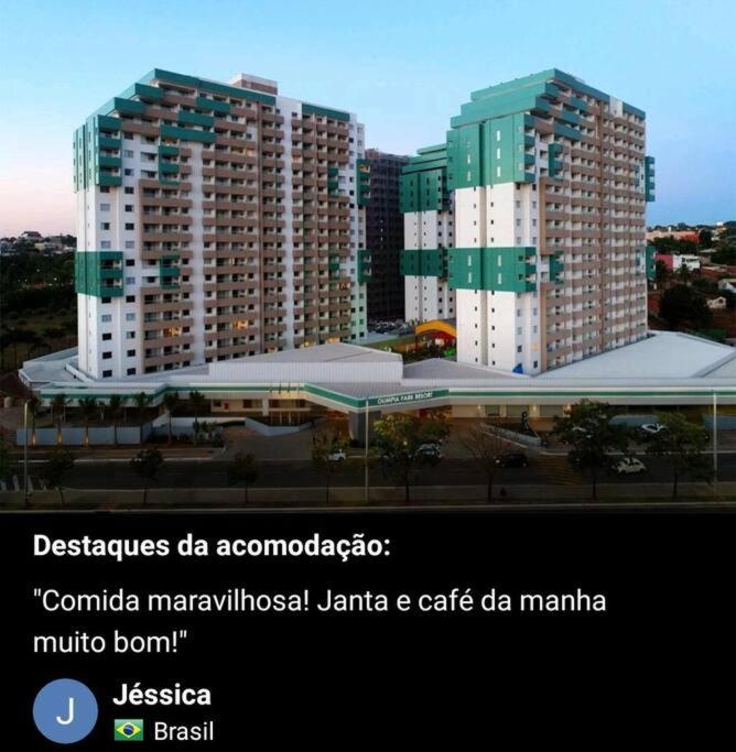 Flat encantador com piscinas aquecidas, academia e playground