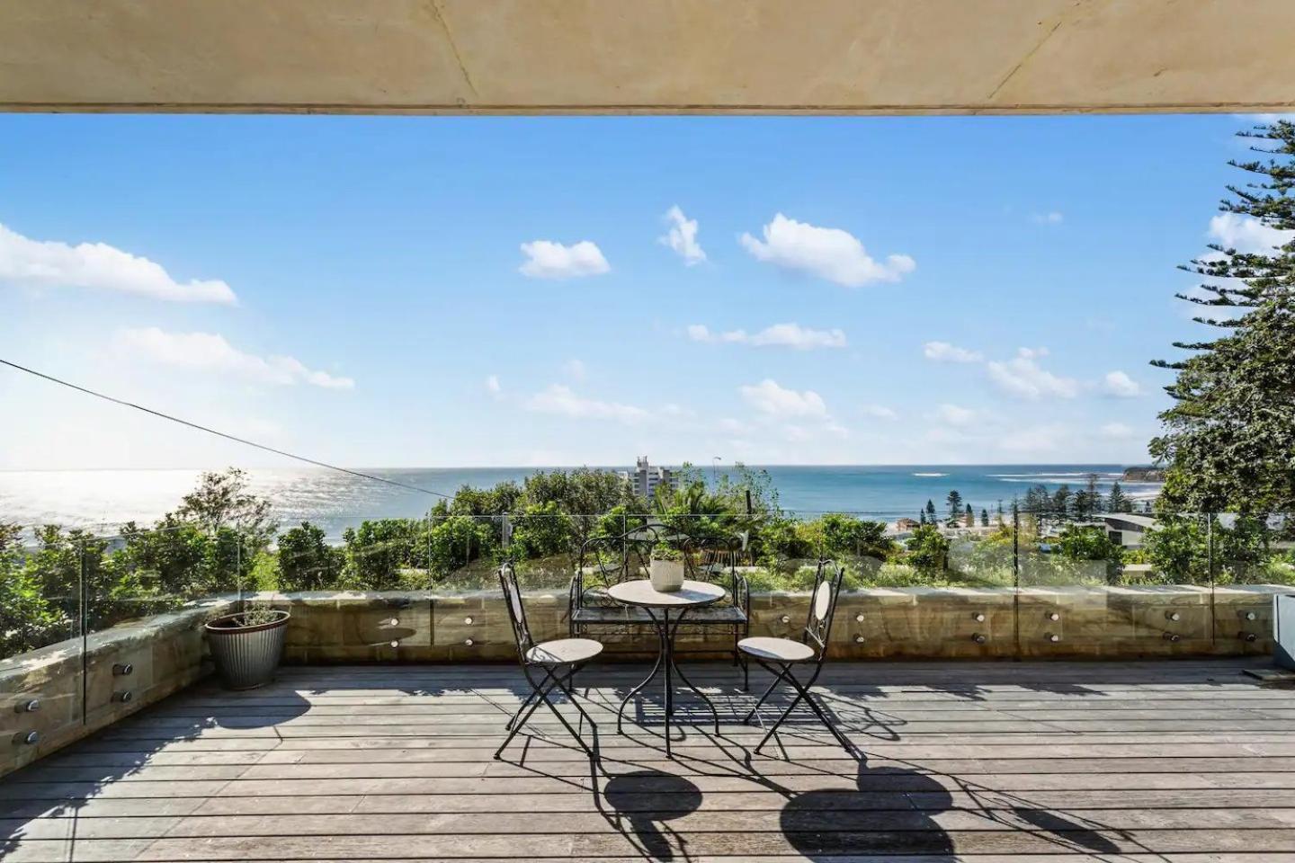 Ocean Views, Deck and Parking at Beach Apartment