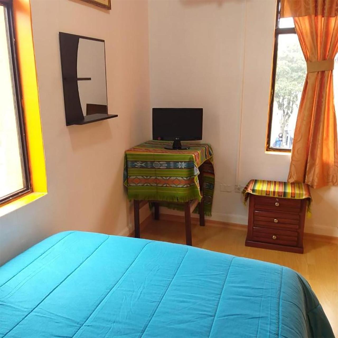 Whipala Hostal en Quito