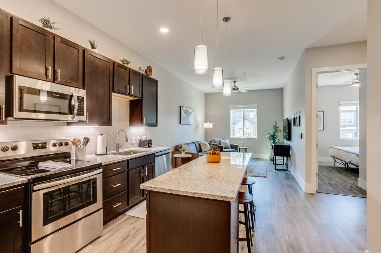 Incredible Golden Location Close to Red Rocks and School of Mines