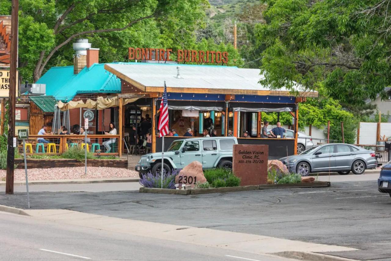 Incredible Golden Location Close to Red Rocks and School of Mines