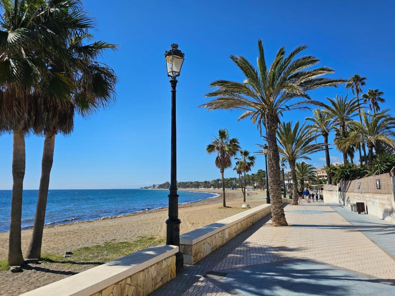 Exclusive villa El Messidor Puerto Banus Marbella view 4