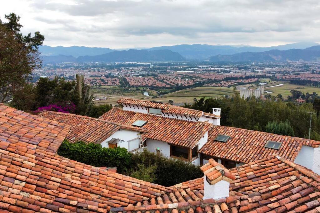 Mansión de Yerbabuena Retiro en la Montaña