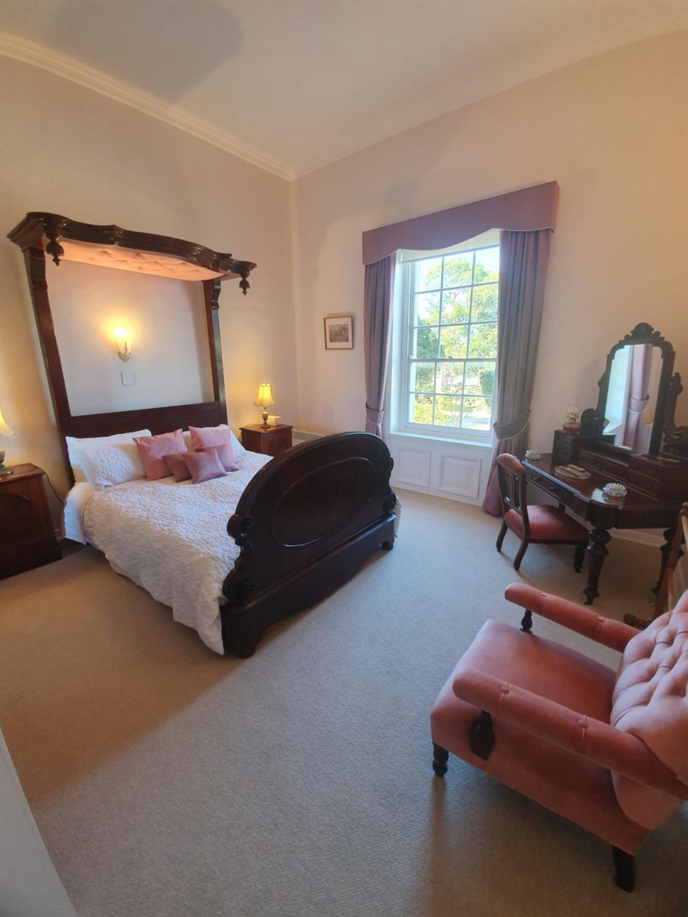 Normanville, large historic three bedroom home