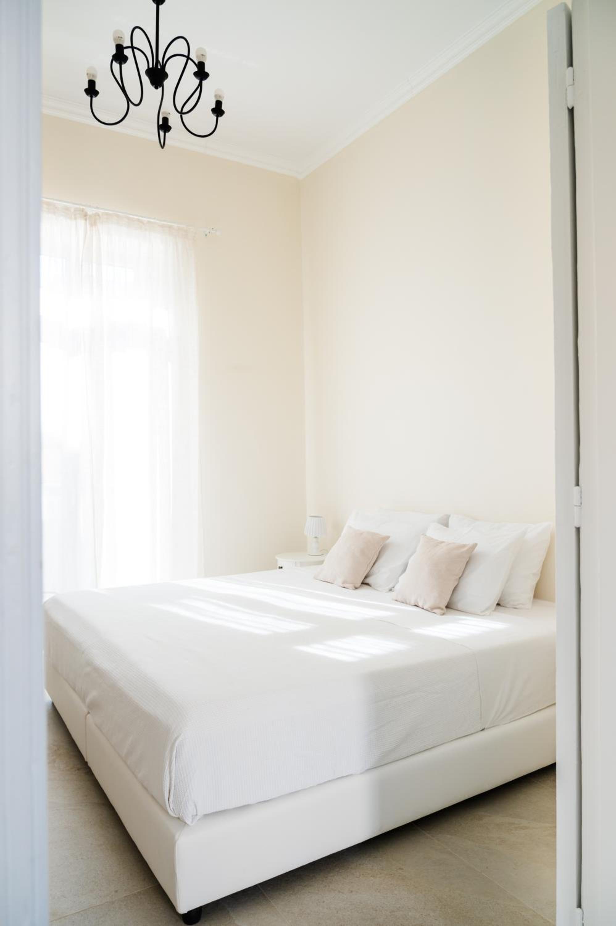 Alcestis City Apartment photo 5