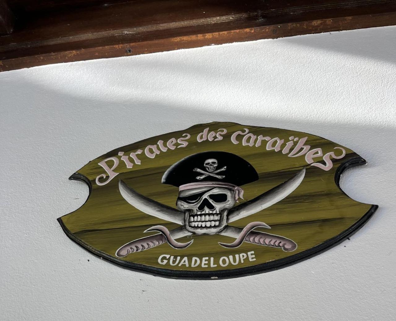 KAZ A PIRATES