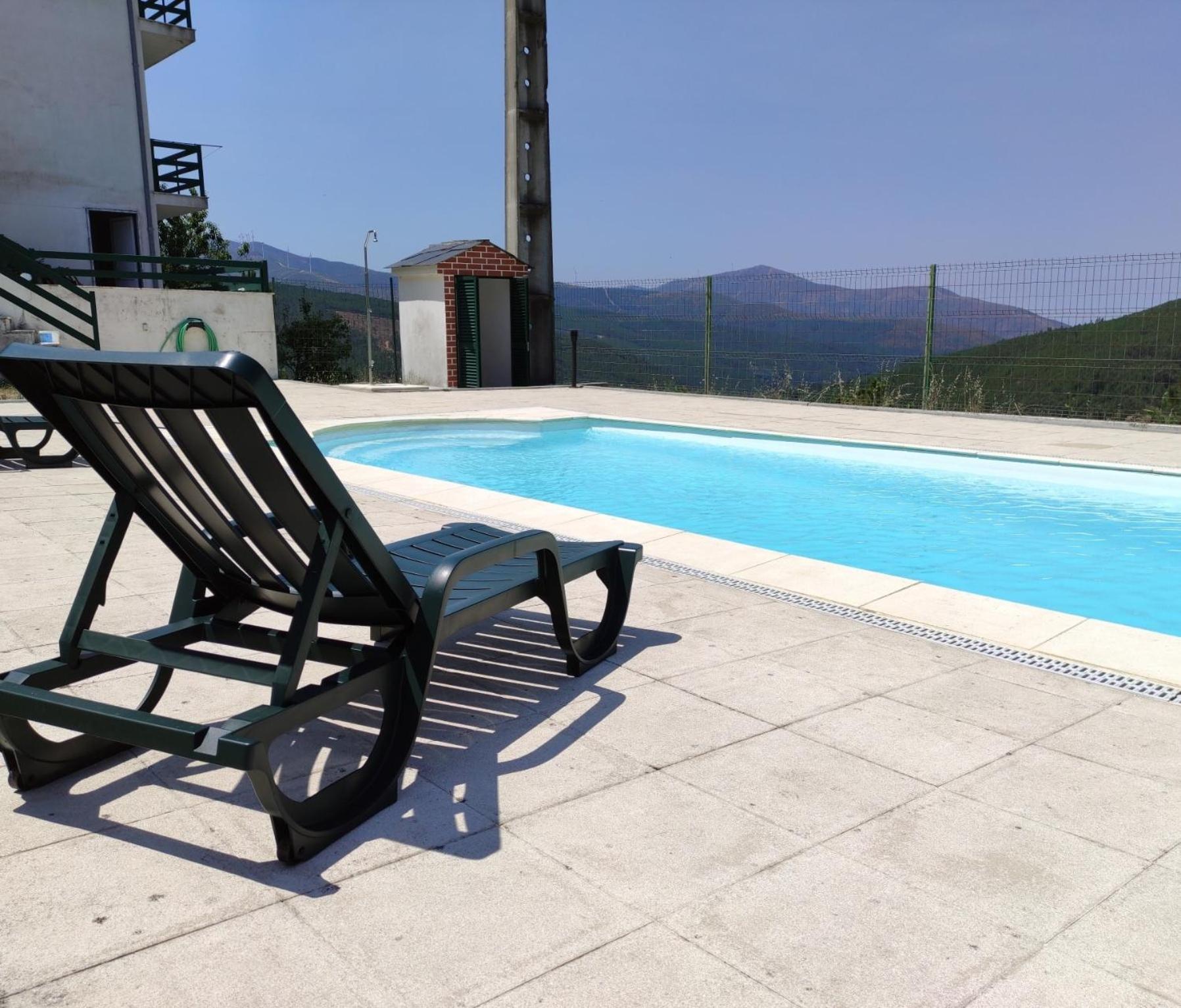 Private Pool Villa Serra da Estrela view 4