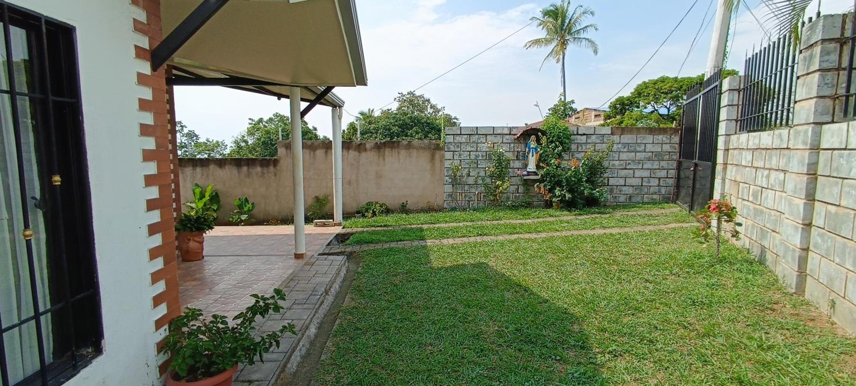 Agradable casa de campo en La Ulloa, Rivera(Huila)