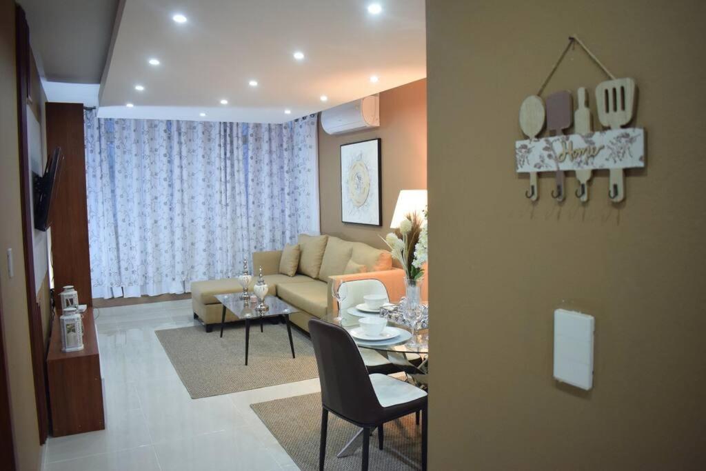 Apartamento en Santo Domingo zona universitaria