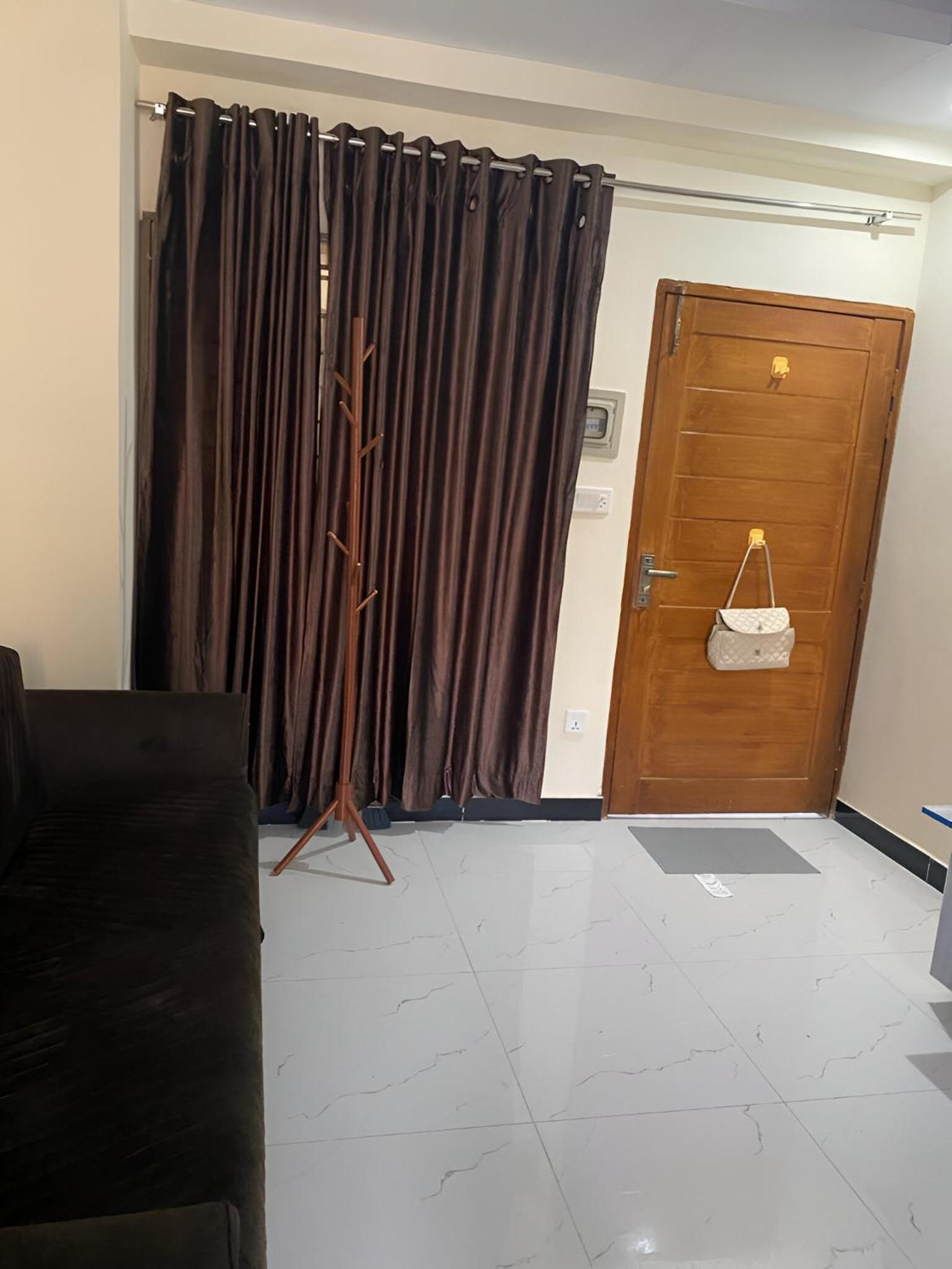 Murree Oaks Tulip Block view 3