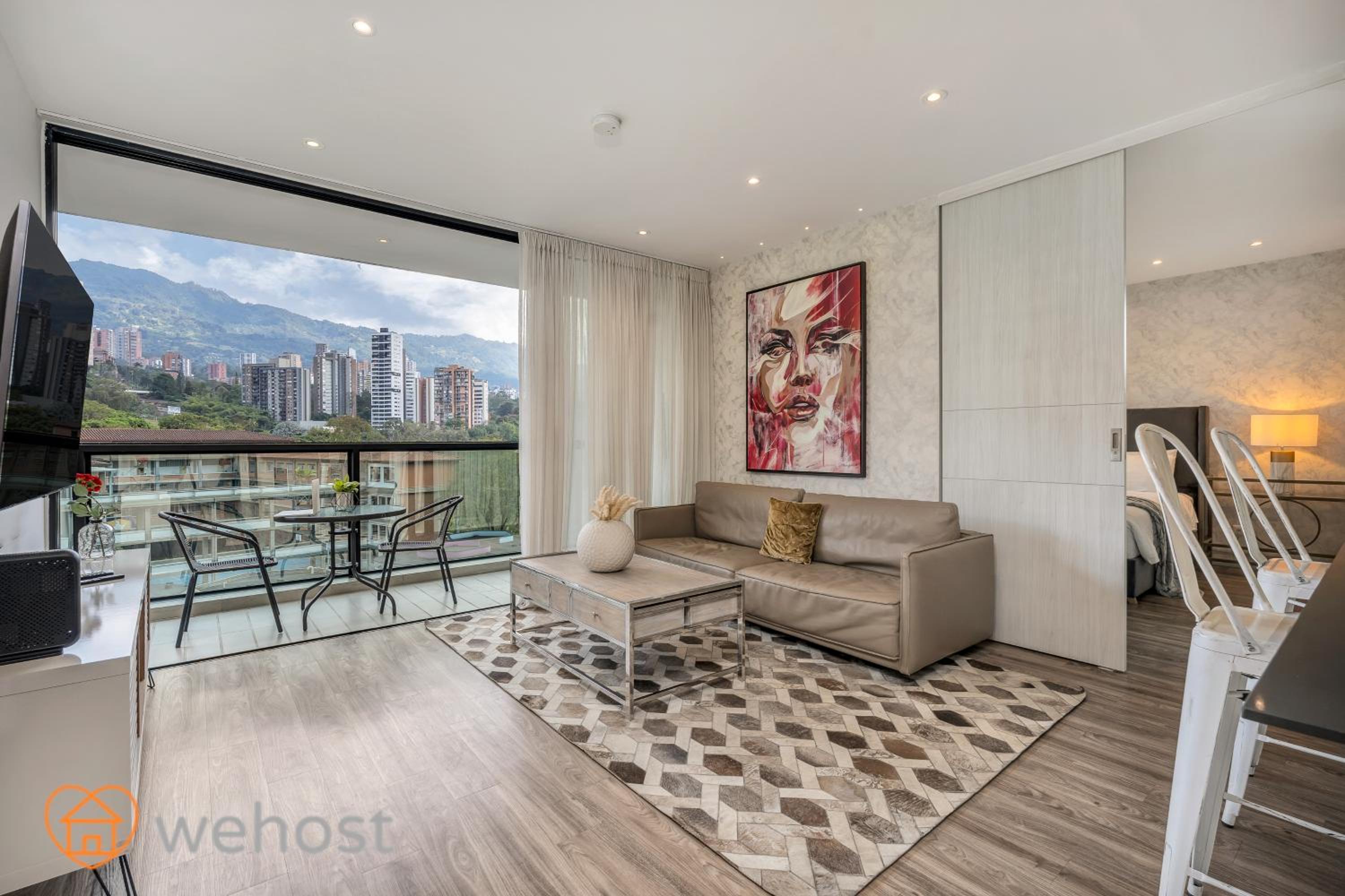 Luxury 2 Bedrooms With Ac & Panoramic Views 724
