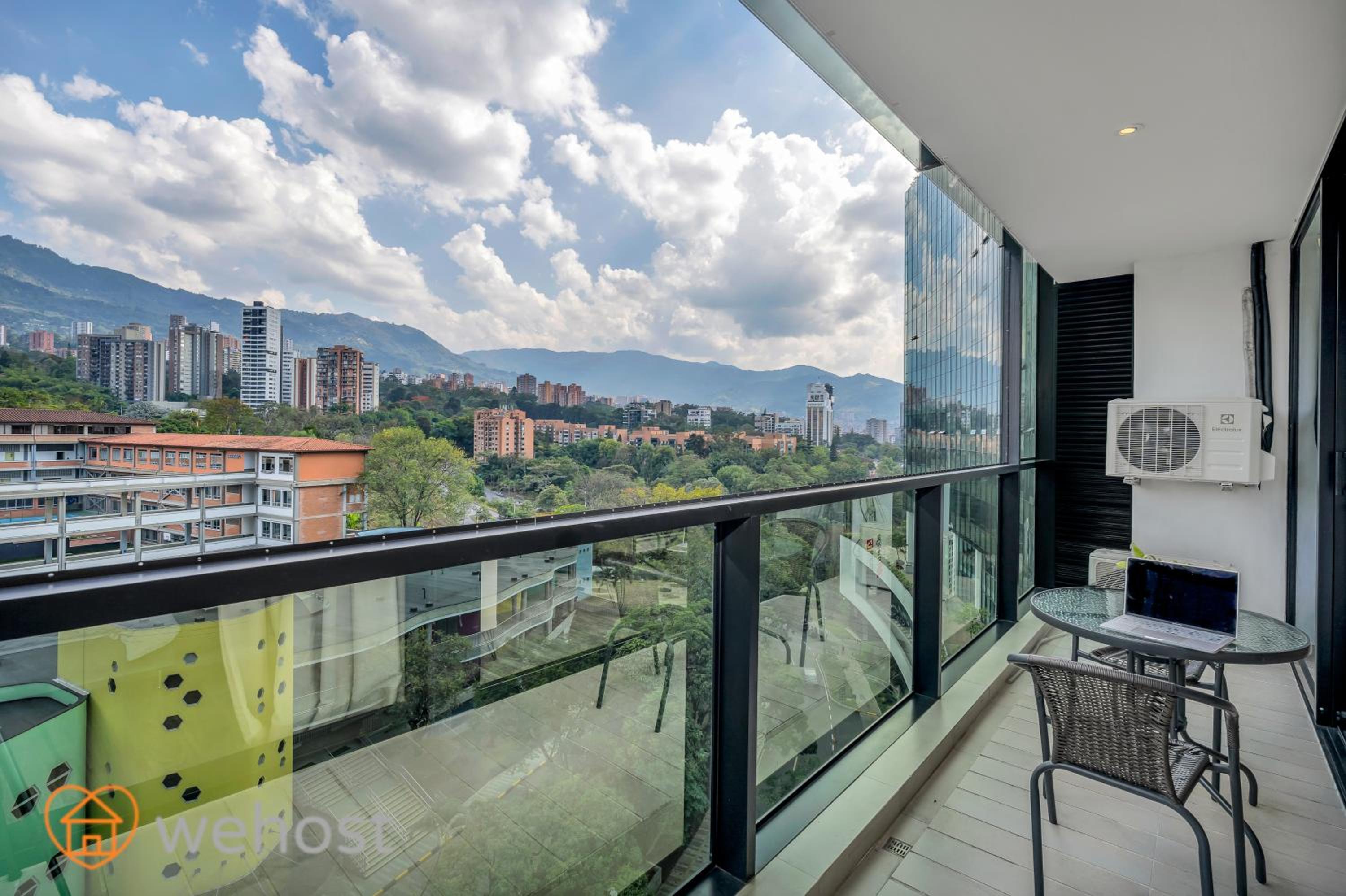 Luxury 2 Bedrooms With Ac & Panoramic Views 724