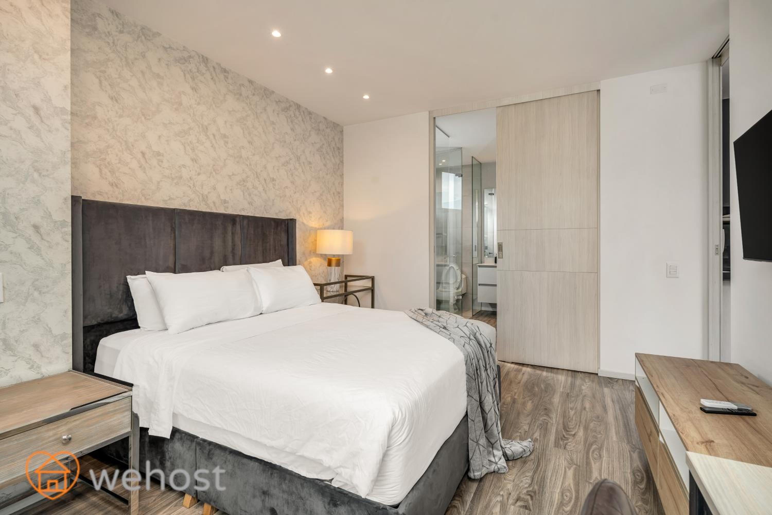 Luxury 2 Bedrooms With Ac & Panoramic Views 724