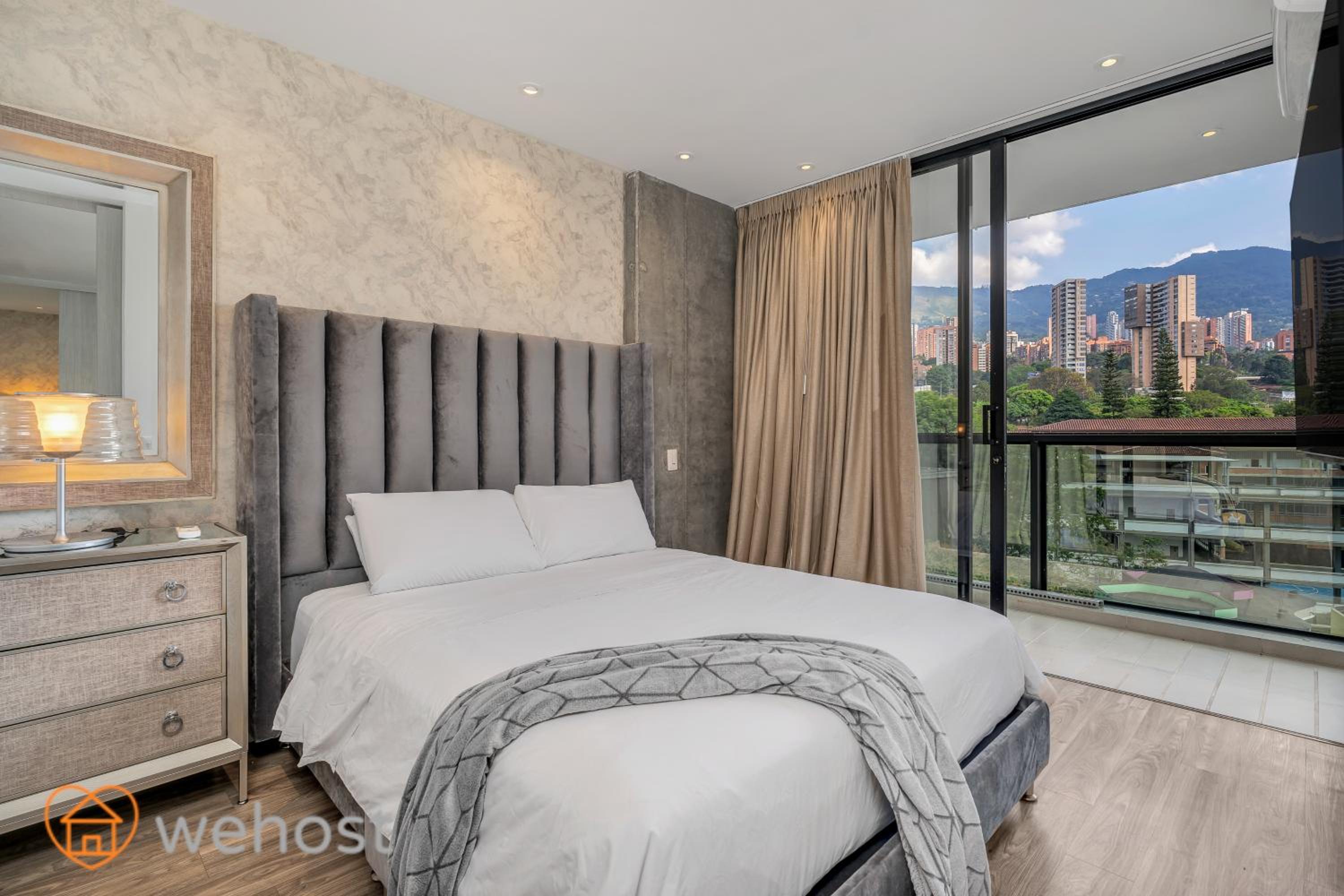 Luxury 2 Bedrooms With Ac & Panoramic Views 724