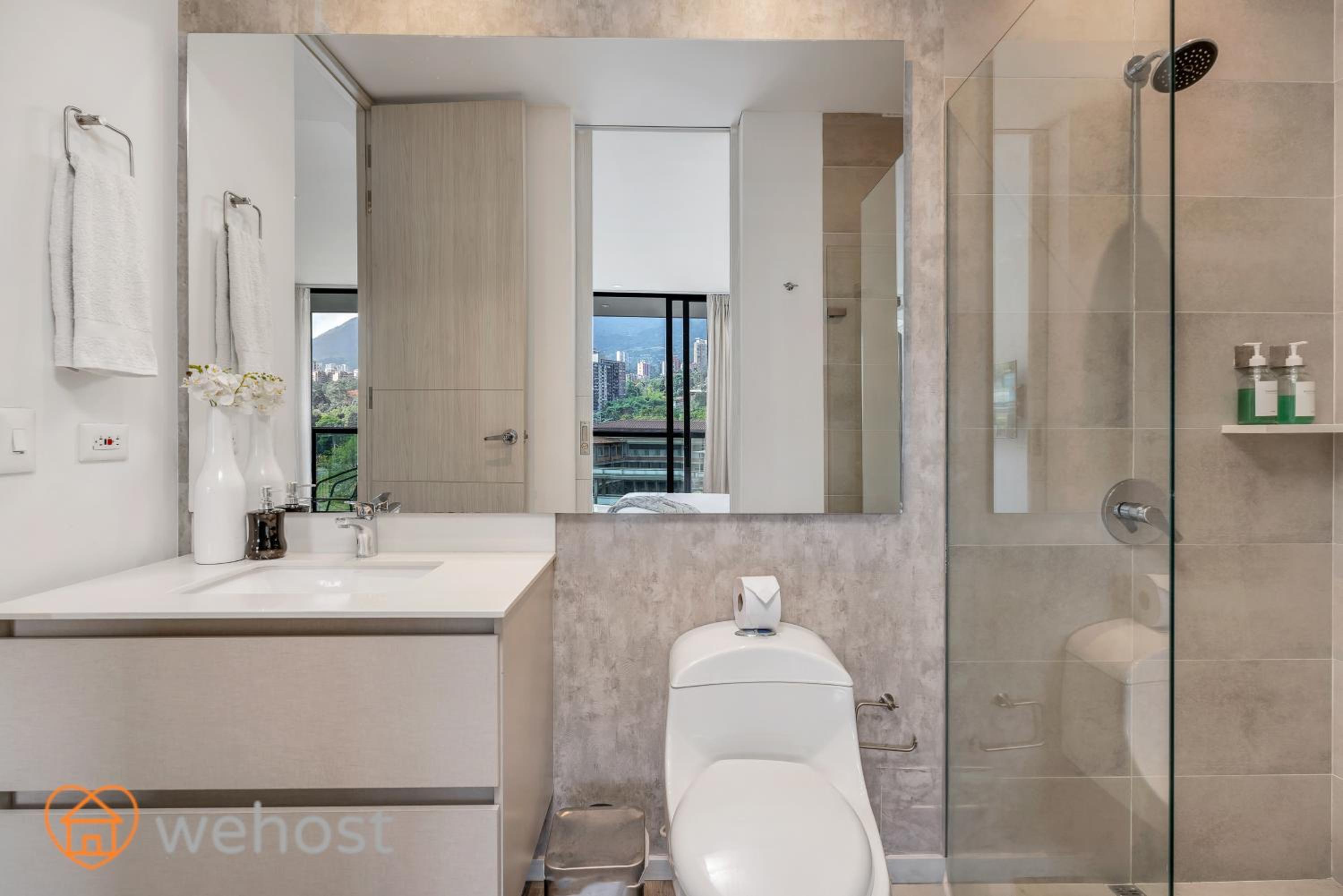 Luxury 2 Bedrooms With Ac & Panoramic Views 724