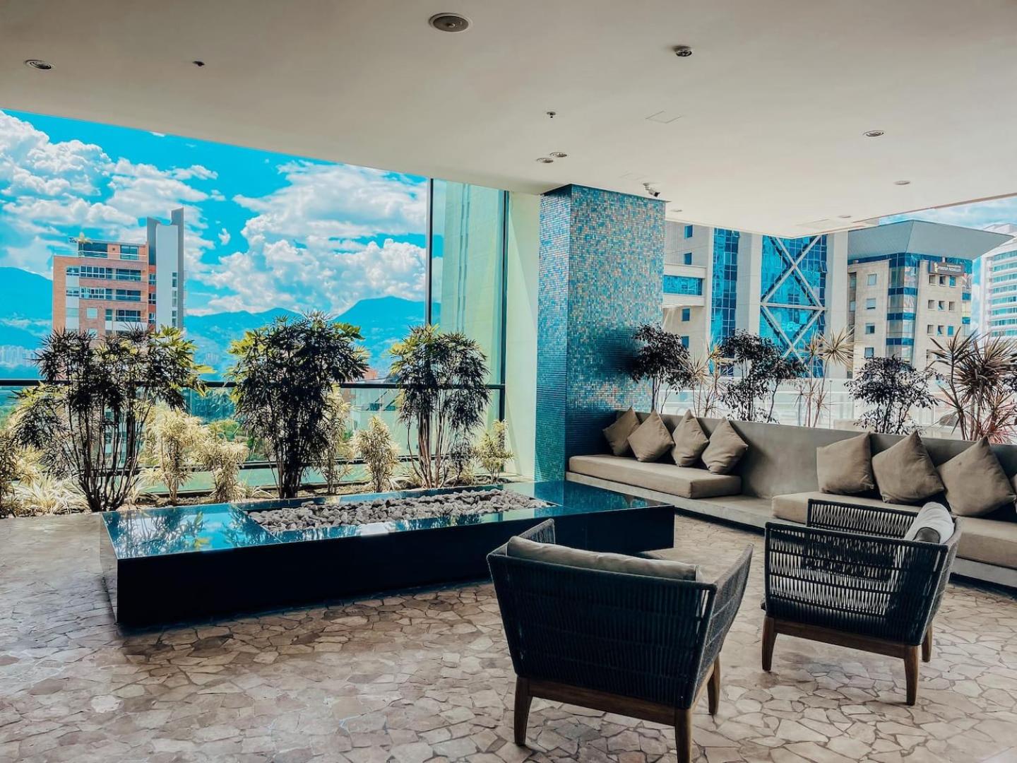 Luxury 2 Bedrooms With Ac & Panoramic Views 724