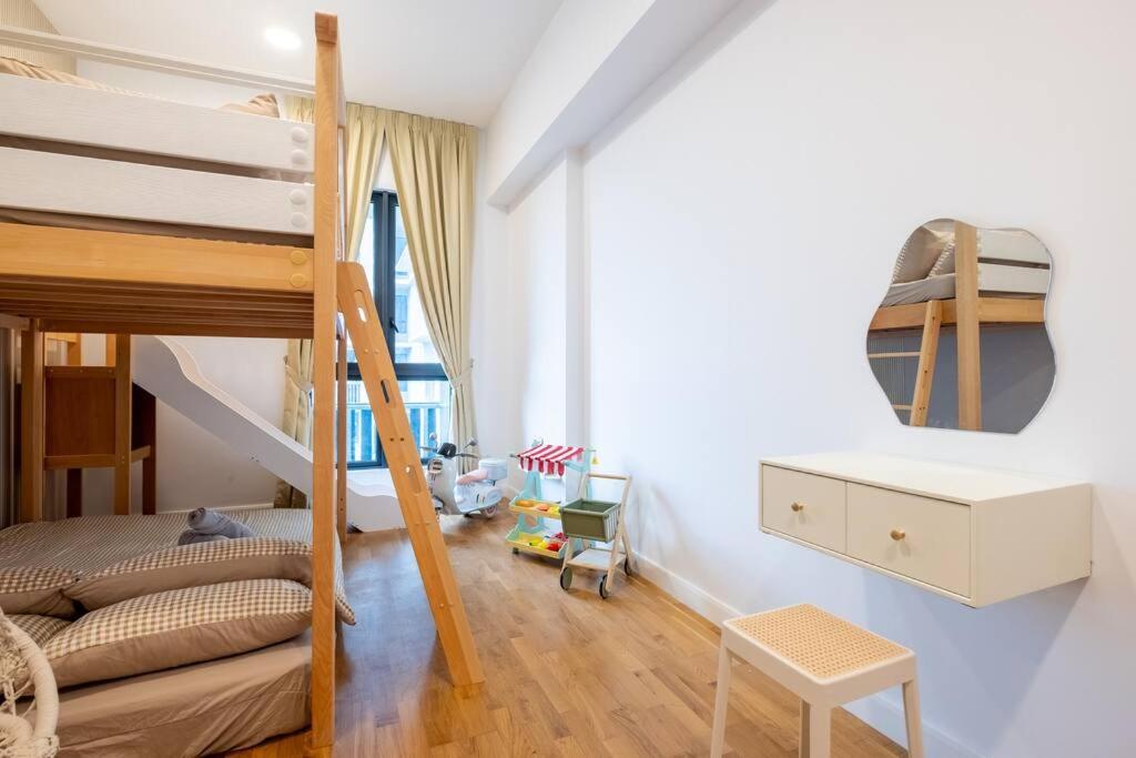Twinkle Star Kids Room 10pax MyTown IKEA TRX