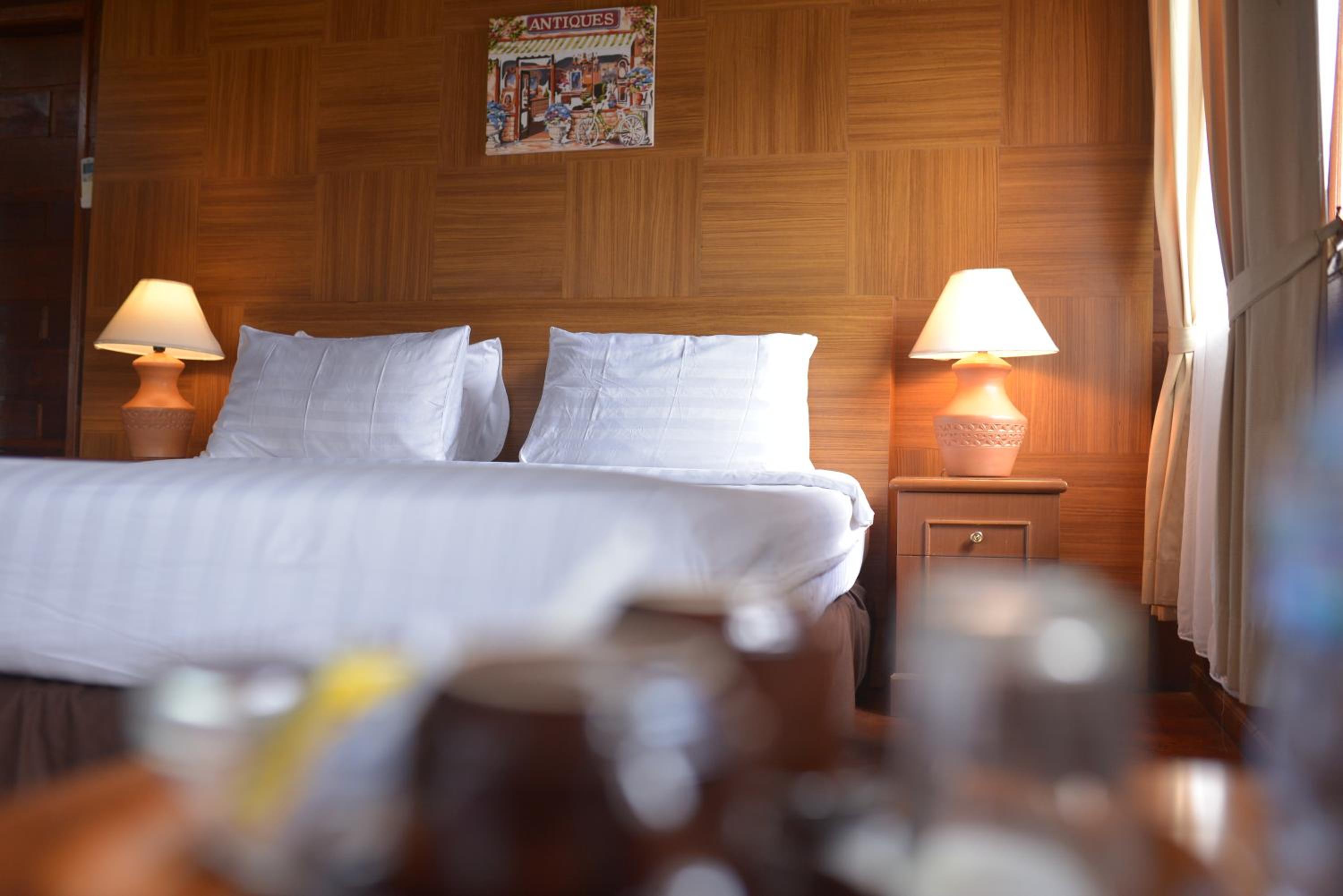 Citra Cikopo Hotel & Family Cottages, Puncak - 16