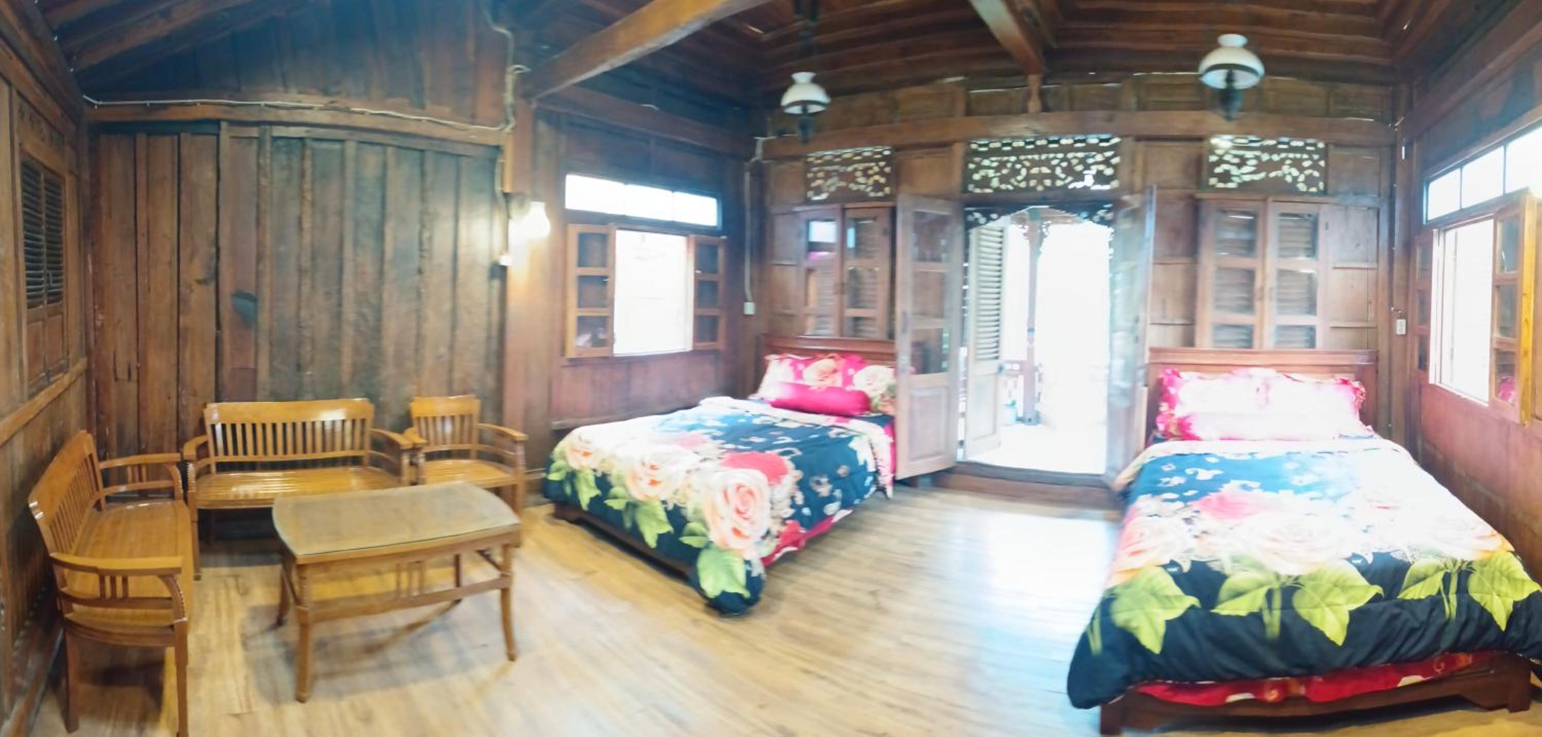 Omah kayu bromo view 5