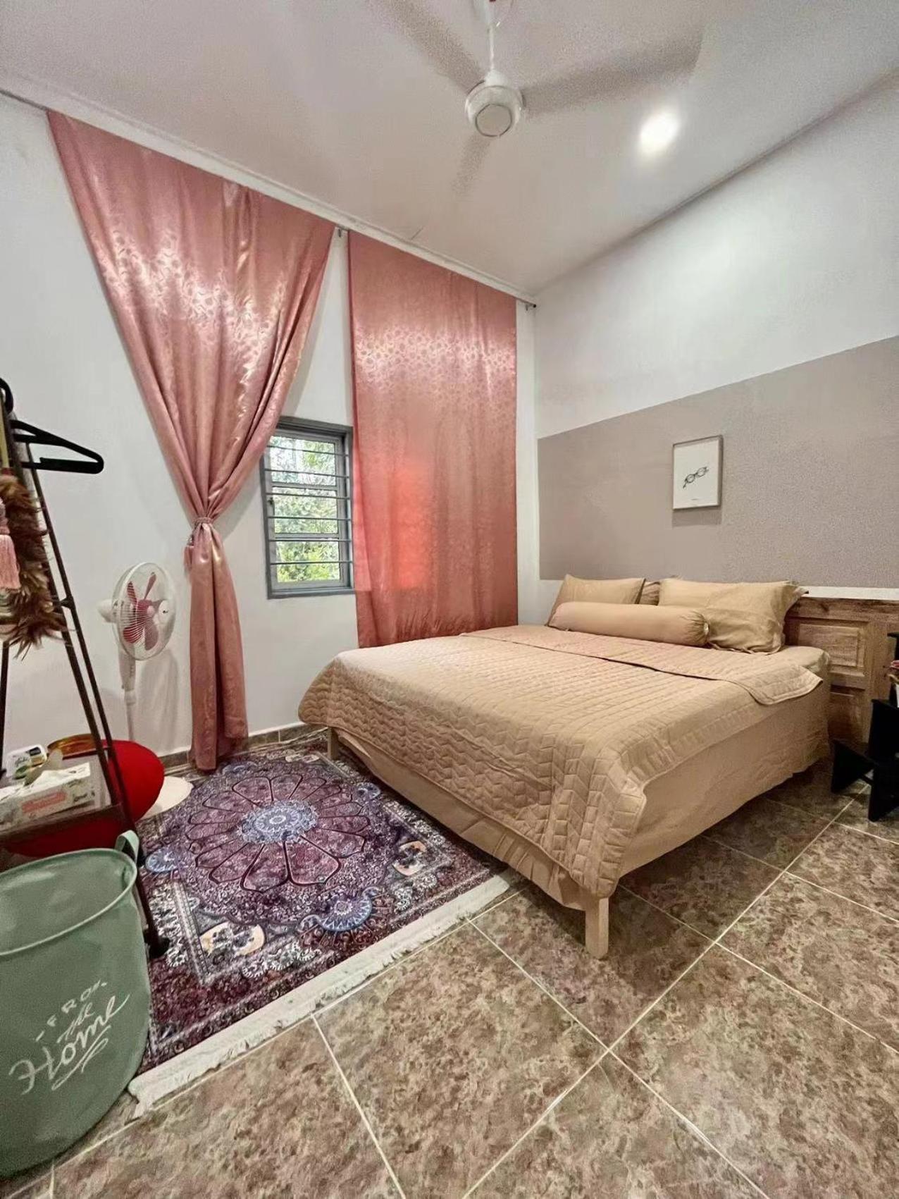 Vienna home 2 bedrooms+1 workroom for family photo 2