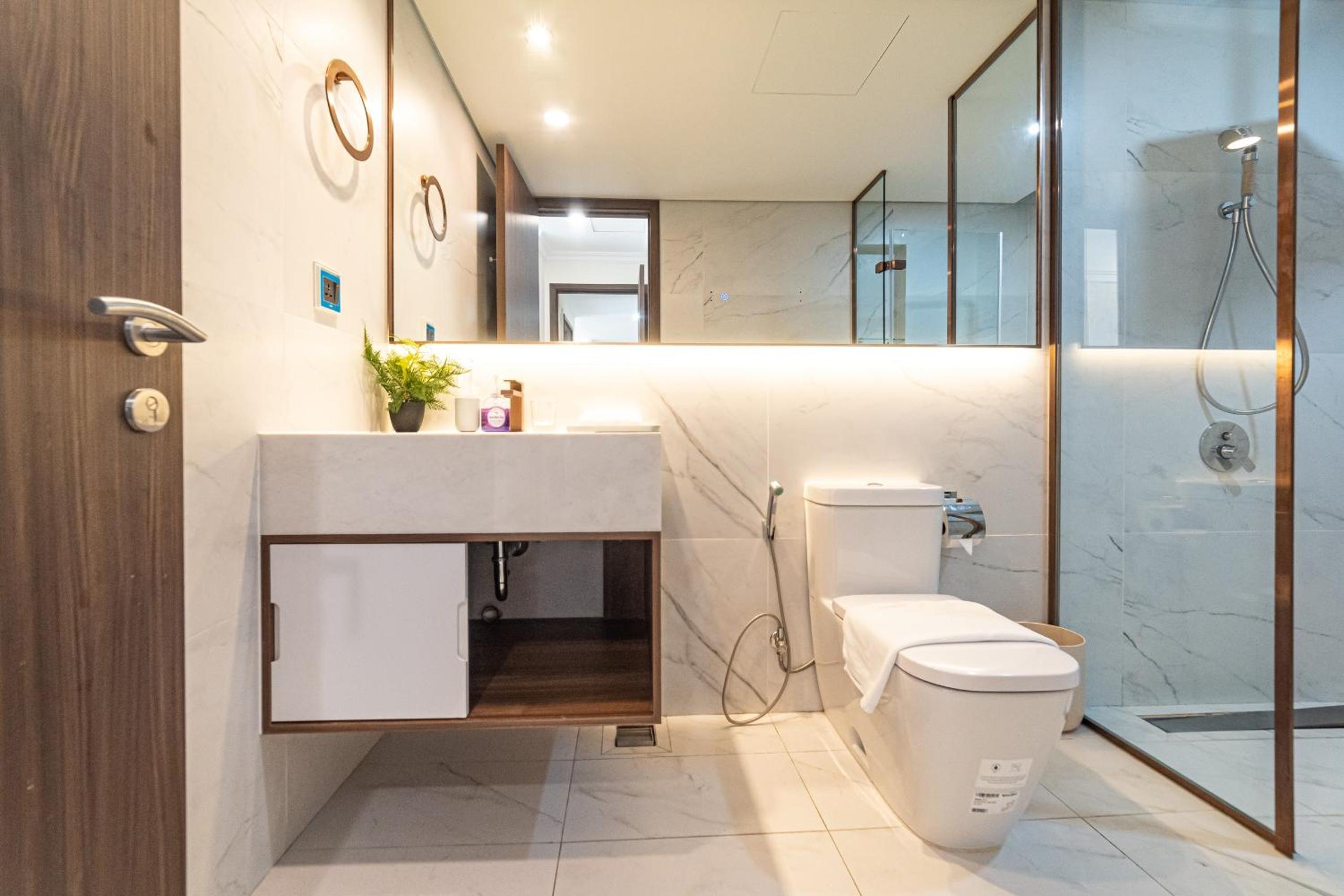 Midtown Premium Apartments