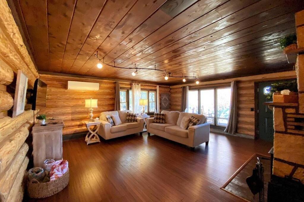 Private Ranch Log Cabin Lakeside Escape view 2