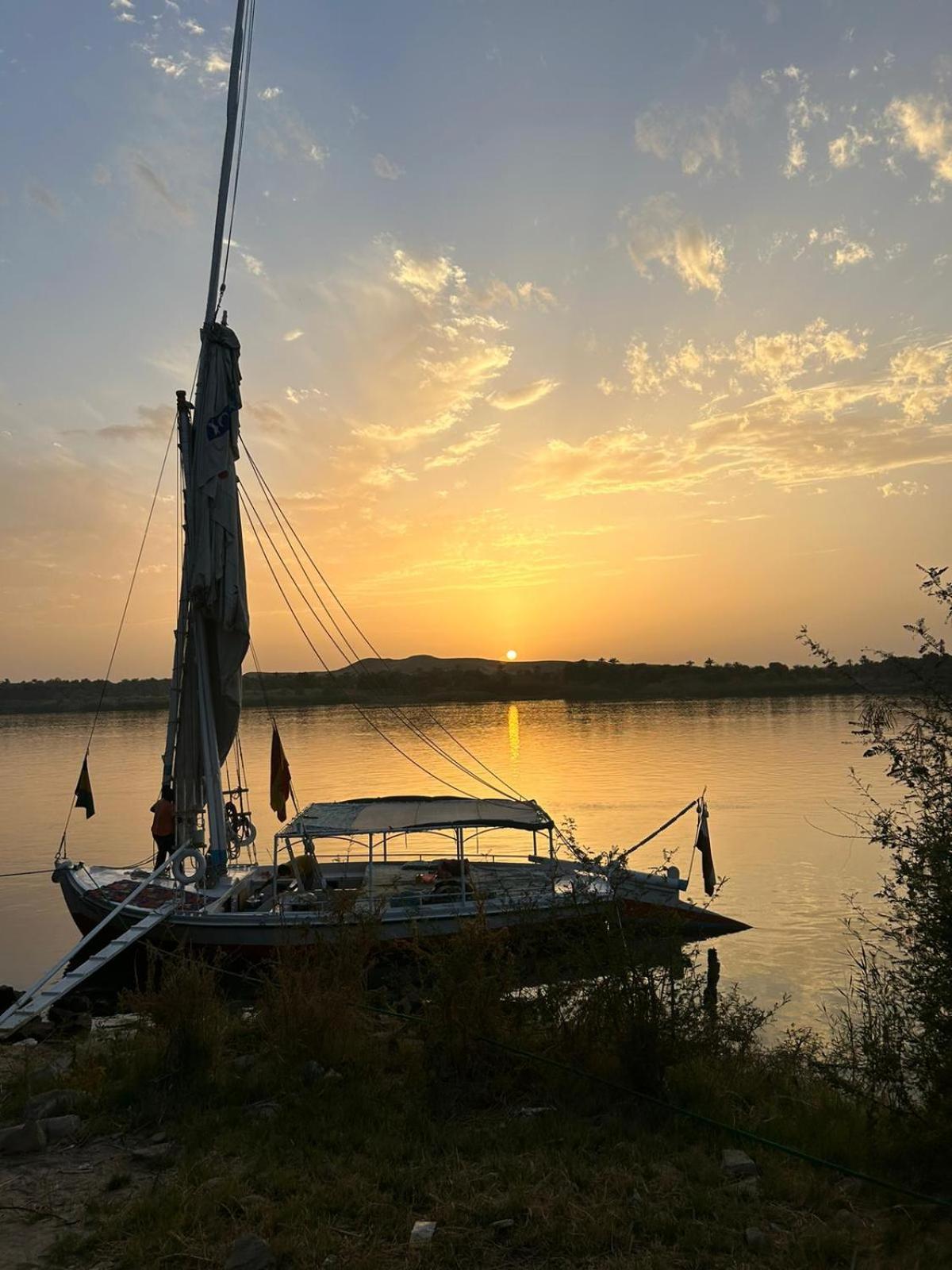 Felucca Sailing Boat Overnight Experience