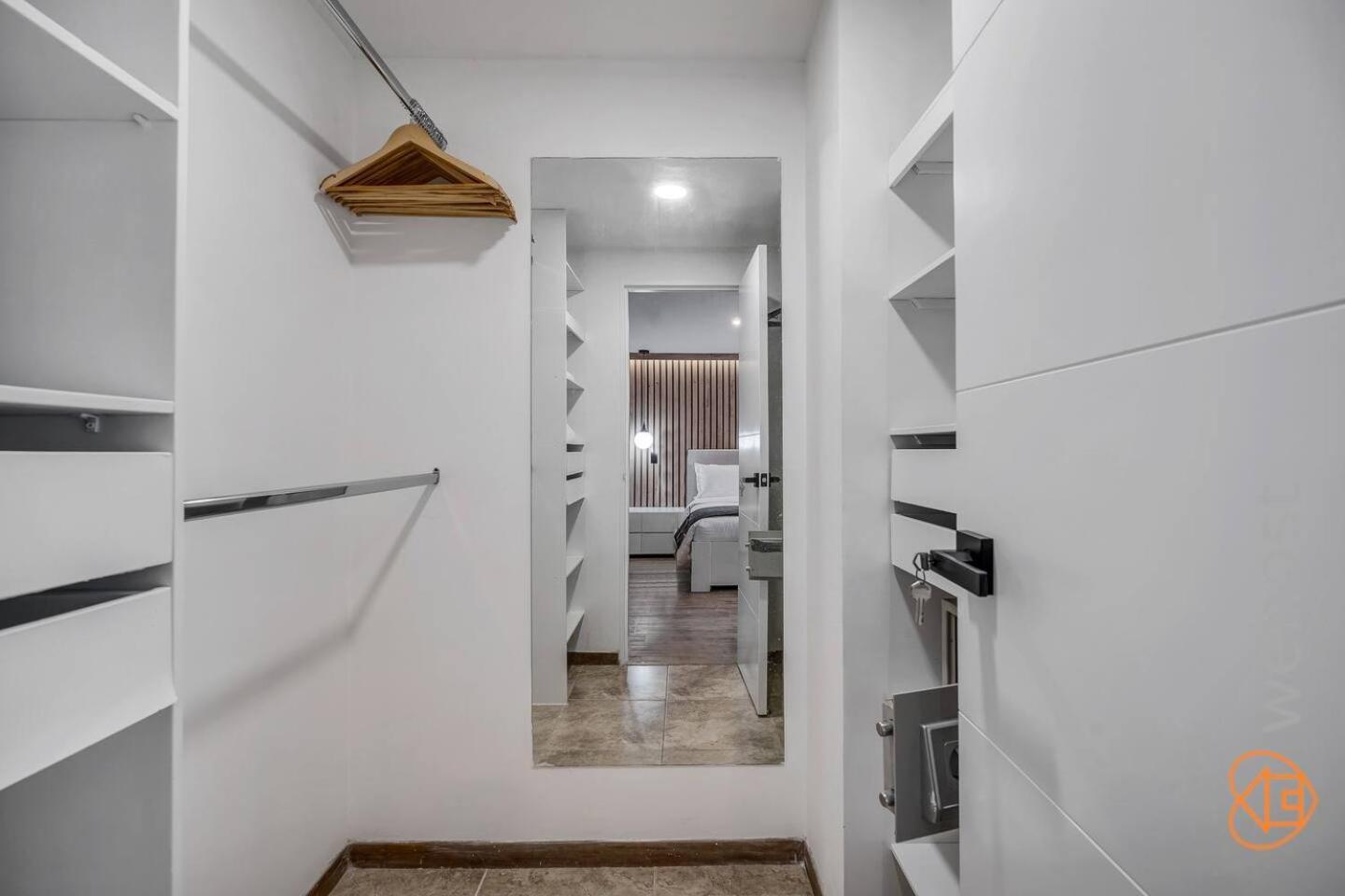 Top-rated Prime Location Serene Area In Poblado