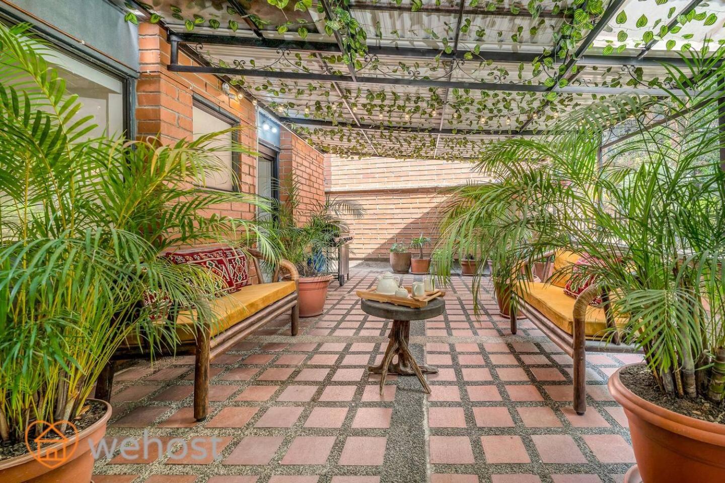 Top-rated Prime Location Serene Area In Poblado