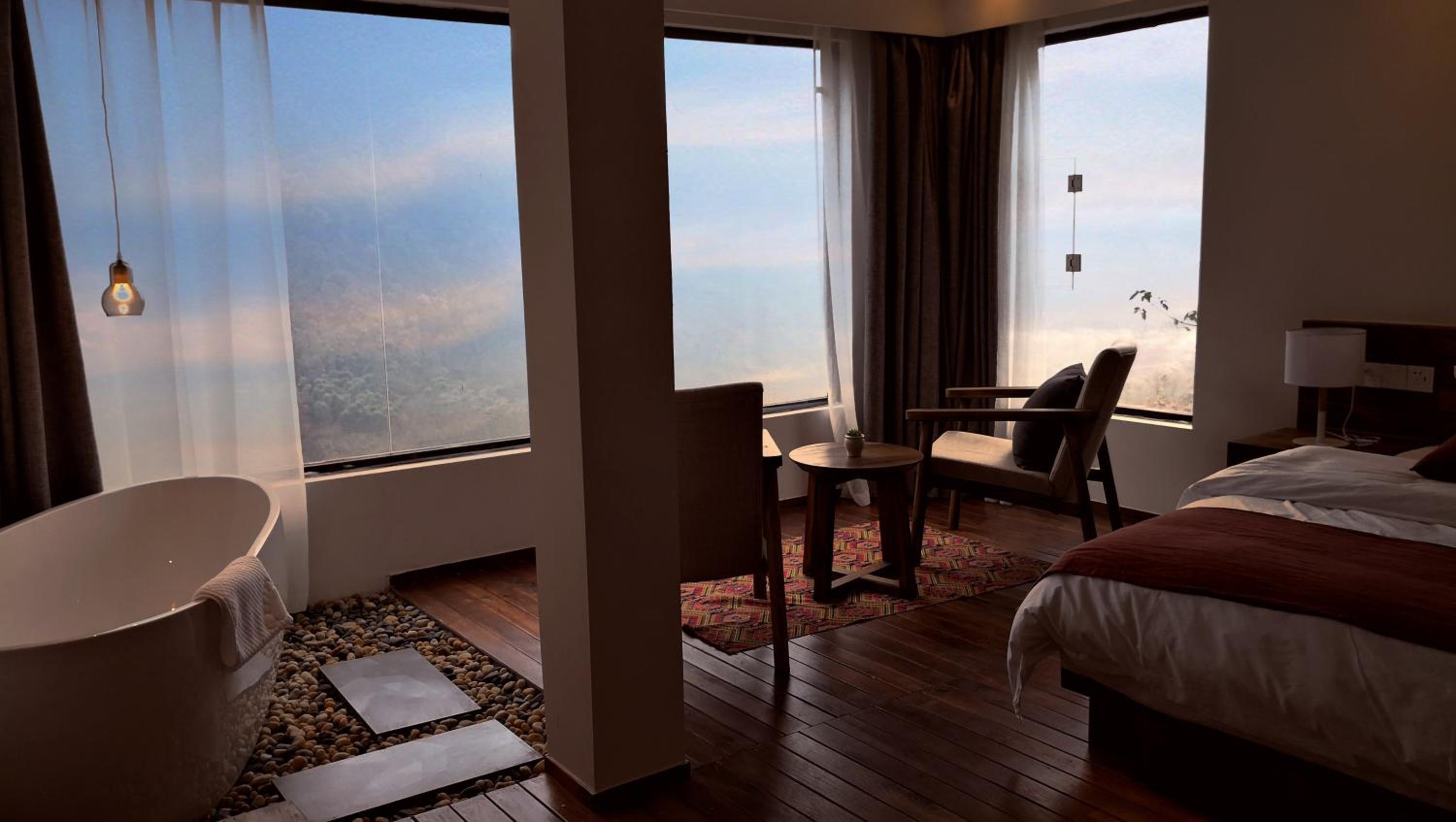 Zhangjiajie national park Purespace --2nights 1free pick-up&book tickets&5min to park