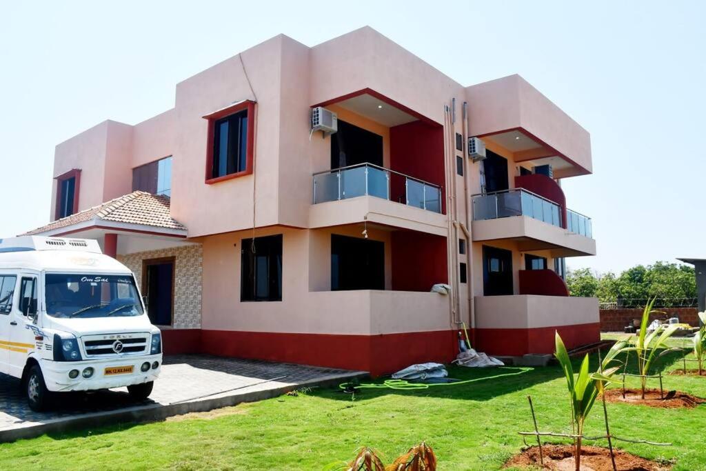 Shriya Inn