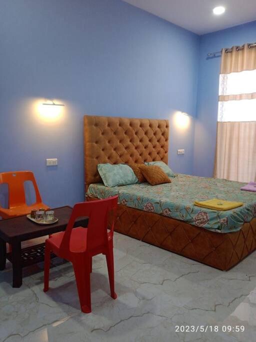 Shriya Inn