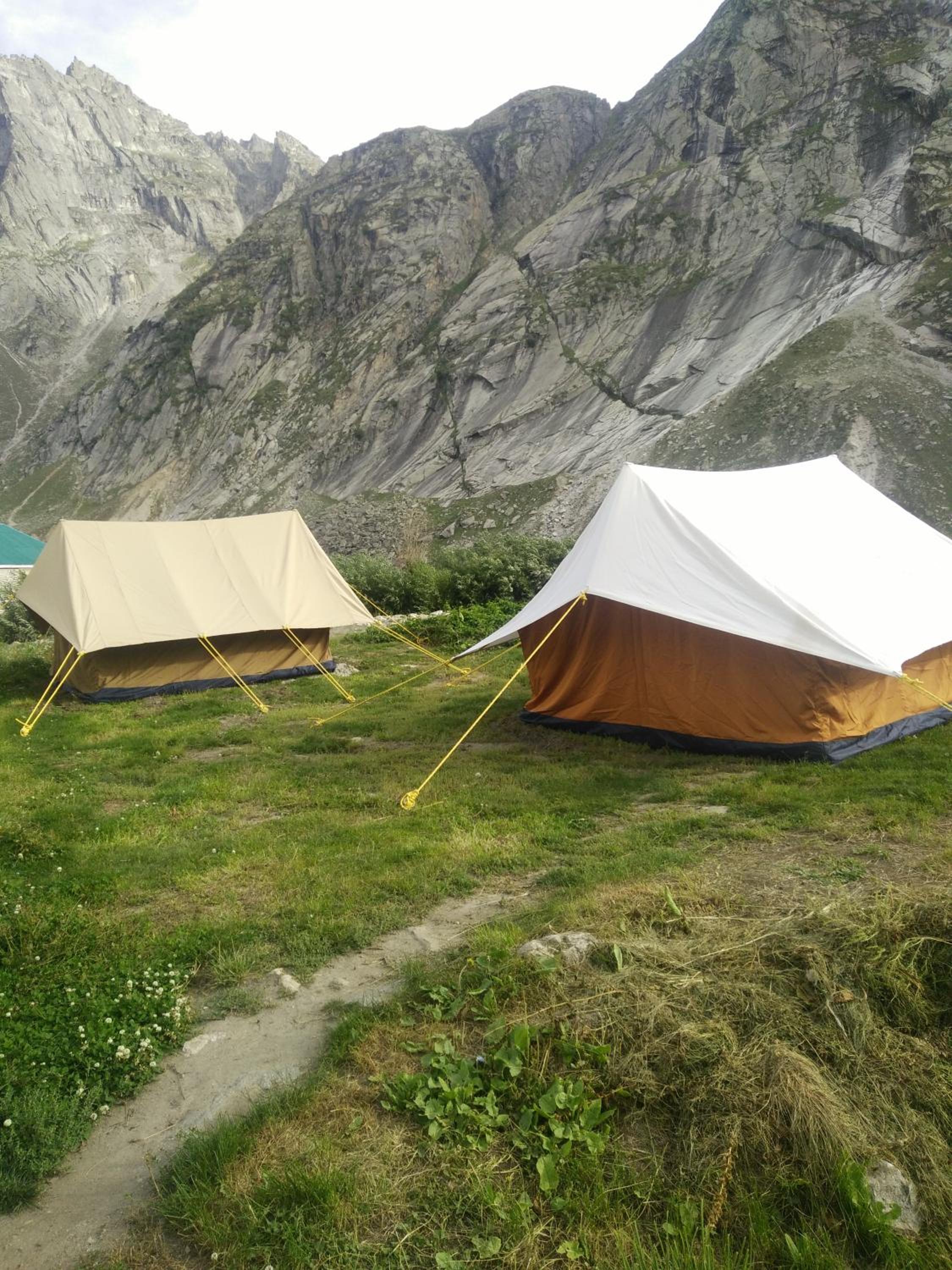 Chandratal Lodge