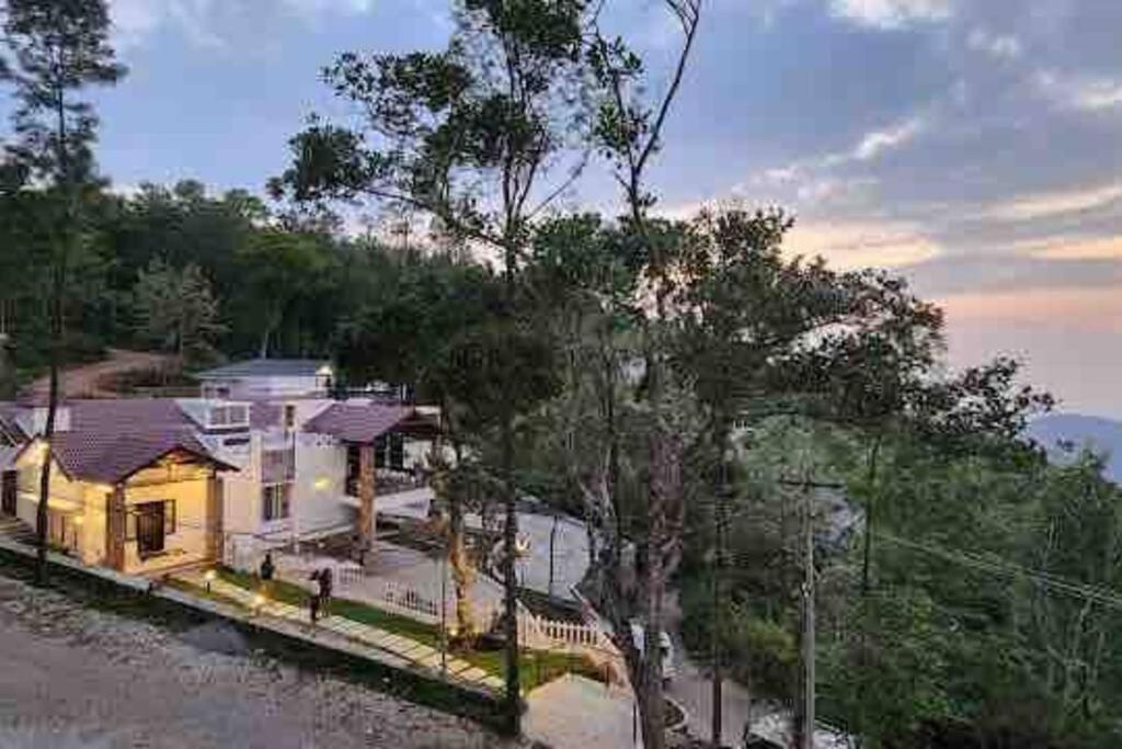 The Umayal Bungalow Yercaud view 3