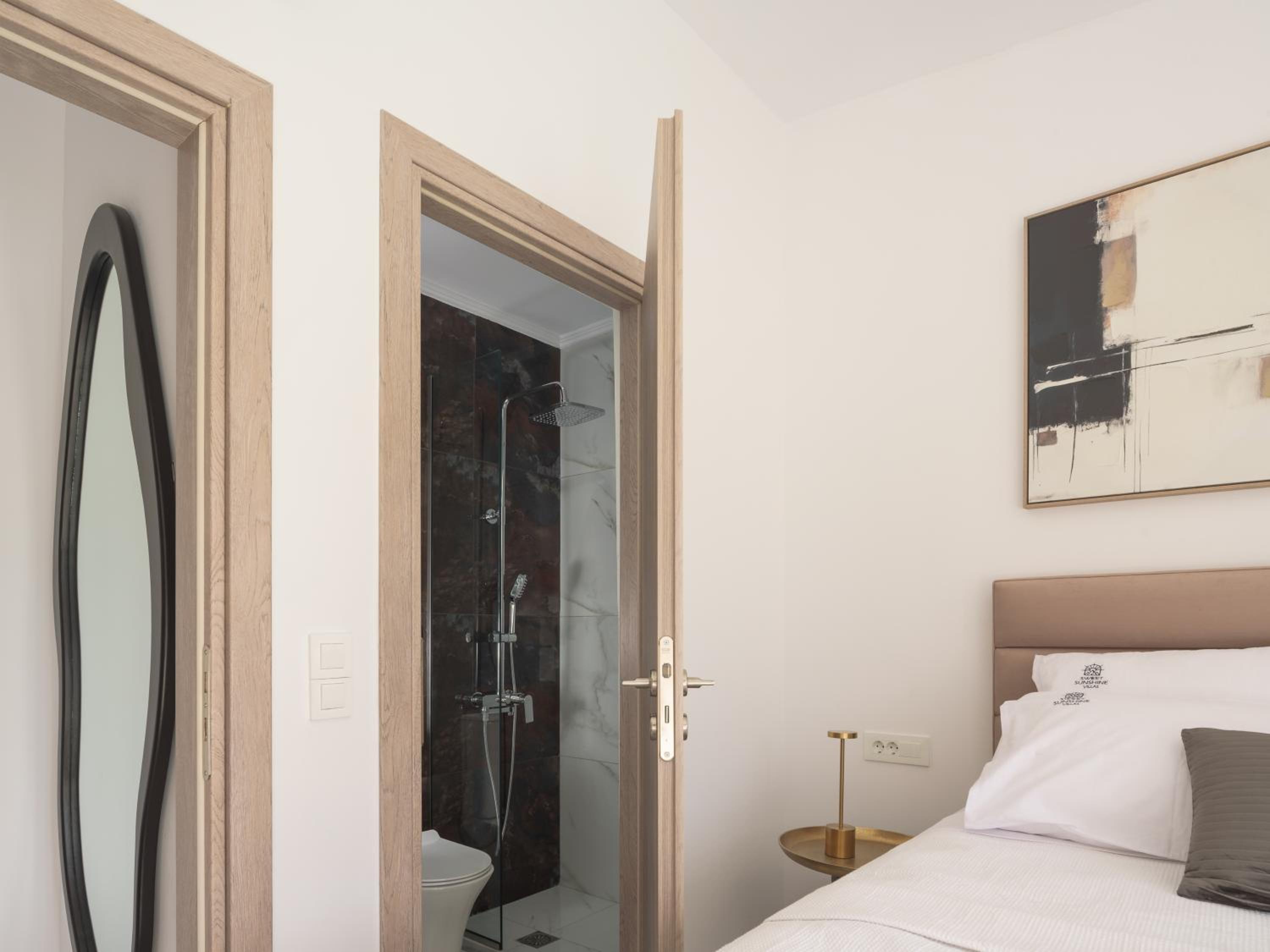 Sweet Sunshine Villa, Majestic Countryside Vistas, By ThinkVilla view 3