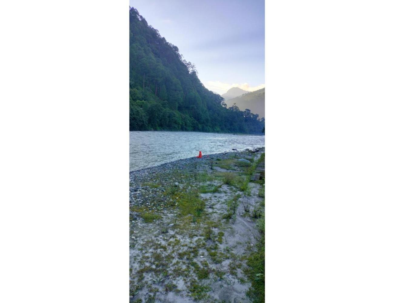 Anand-Ganga Yoga Guesthouse, Nirakot view 3