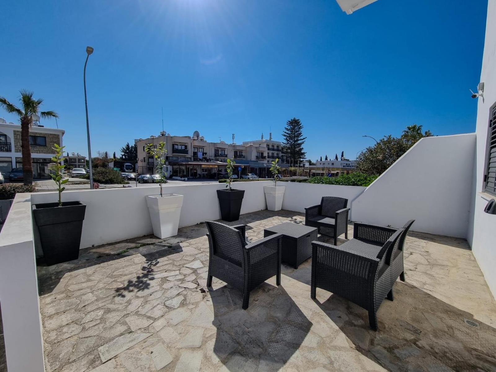 Lavi La 2B, Sea Breeze, Paphos