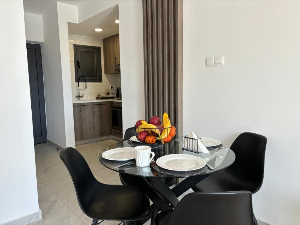Lavi La 2B, Sea Breeze, Paphos