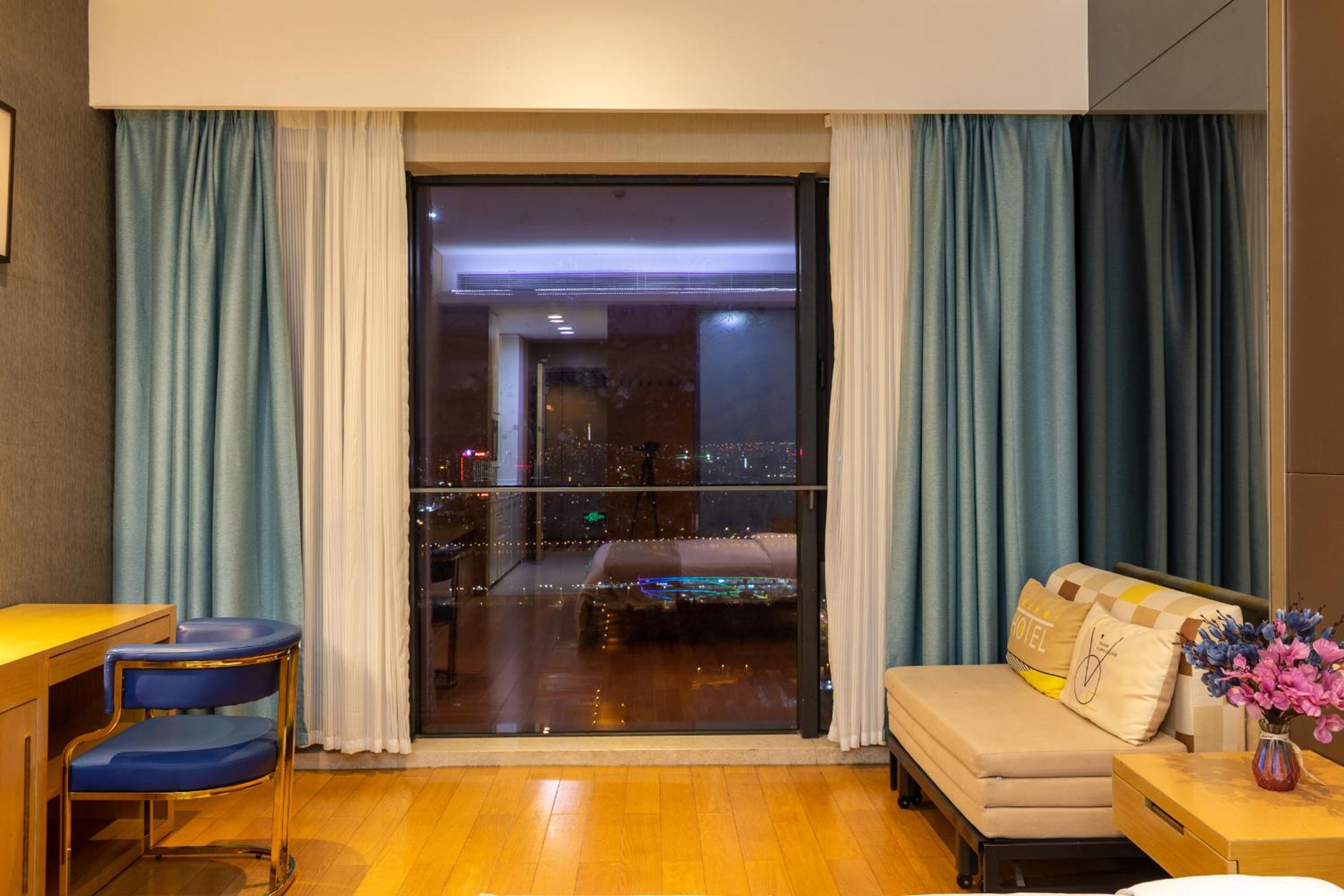 Guangzhou Xing Yi International Apartment - Poly World Branch