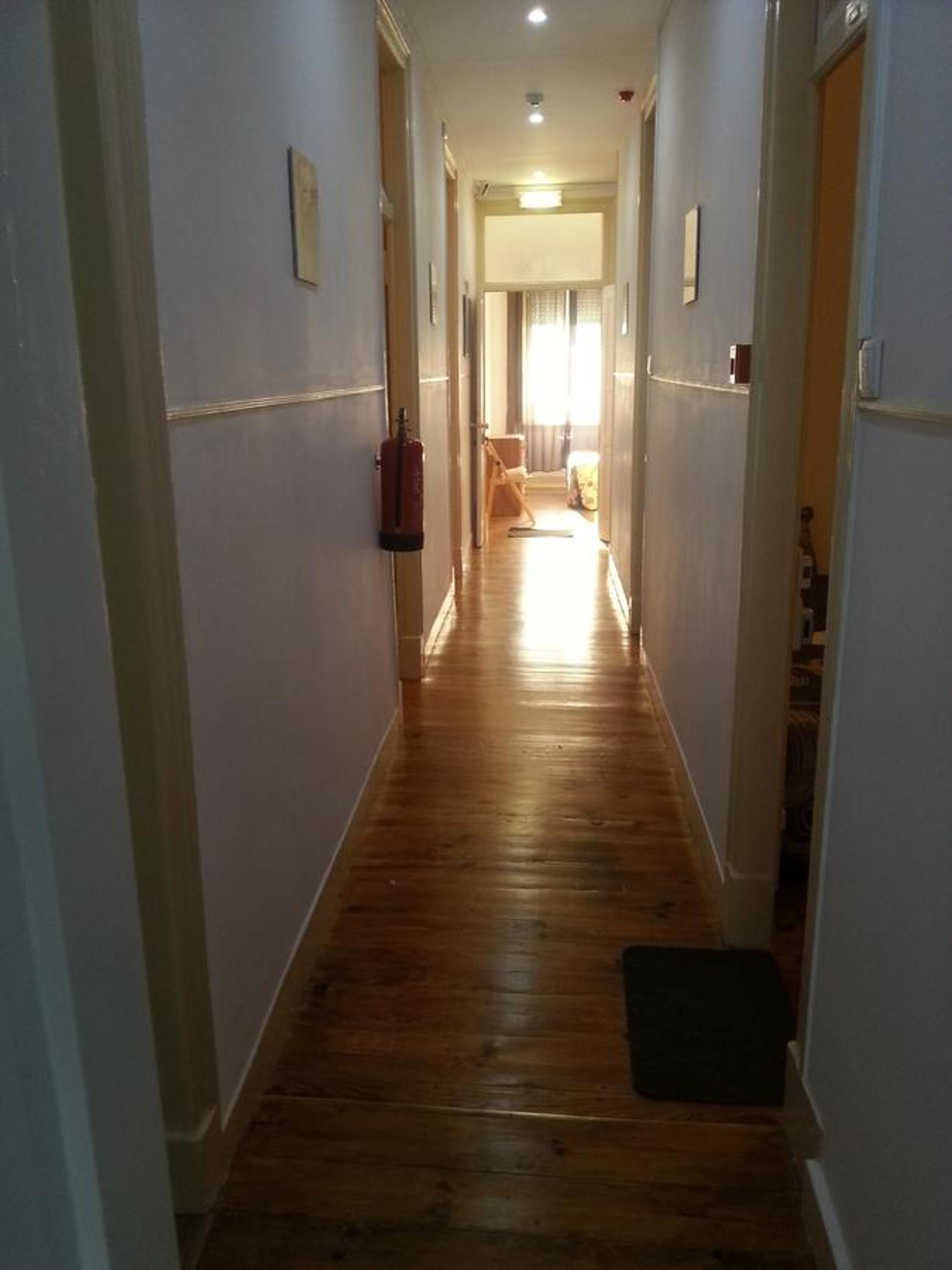 Photo 33