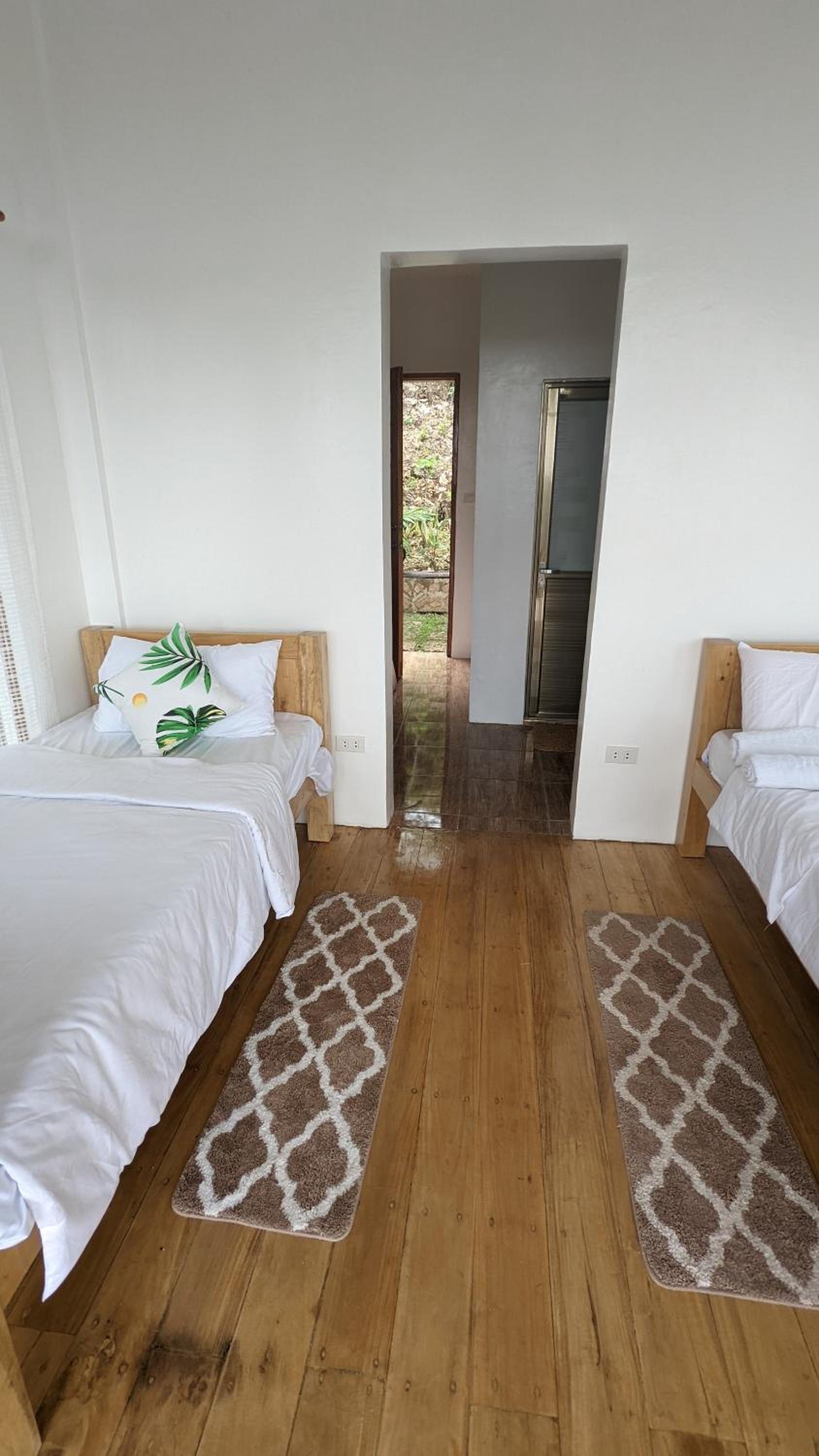 MHARI Bungalows and Rooms